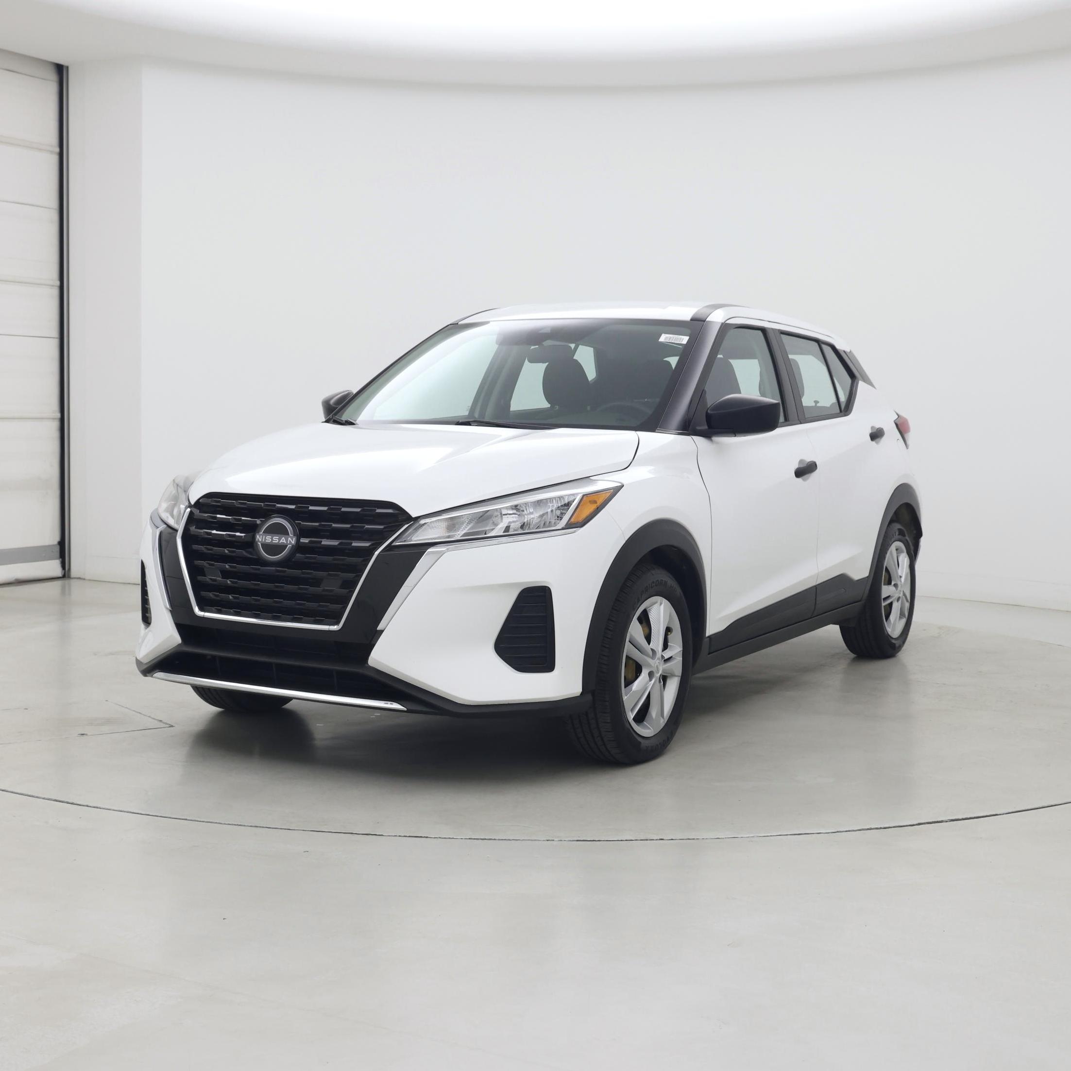 Thumbnail: 2022 Nissan Kicks - 4