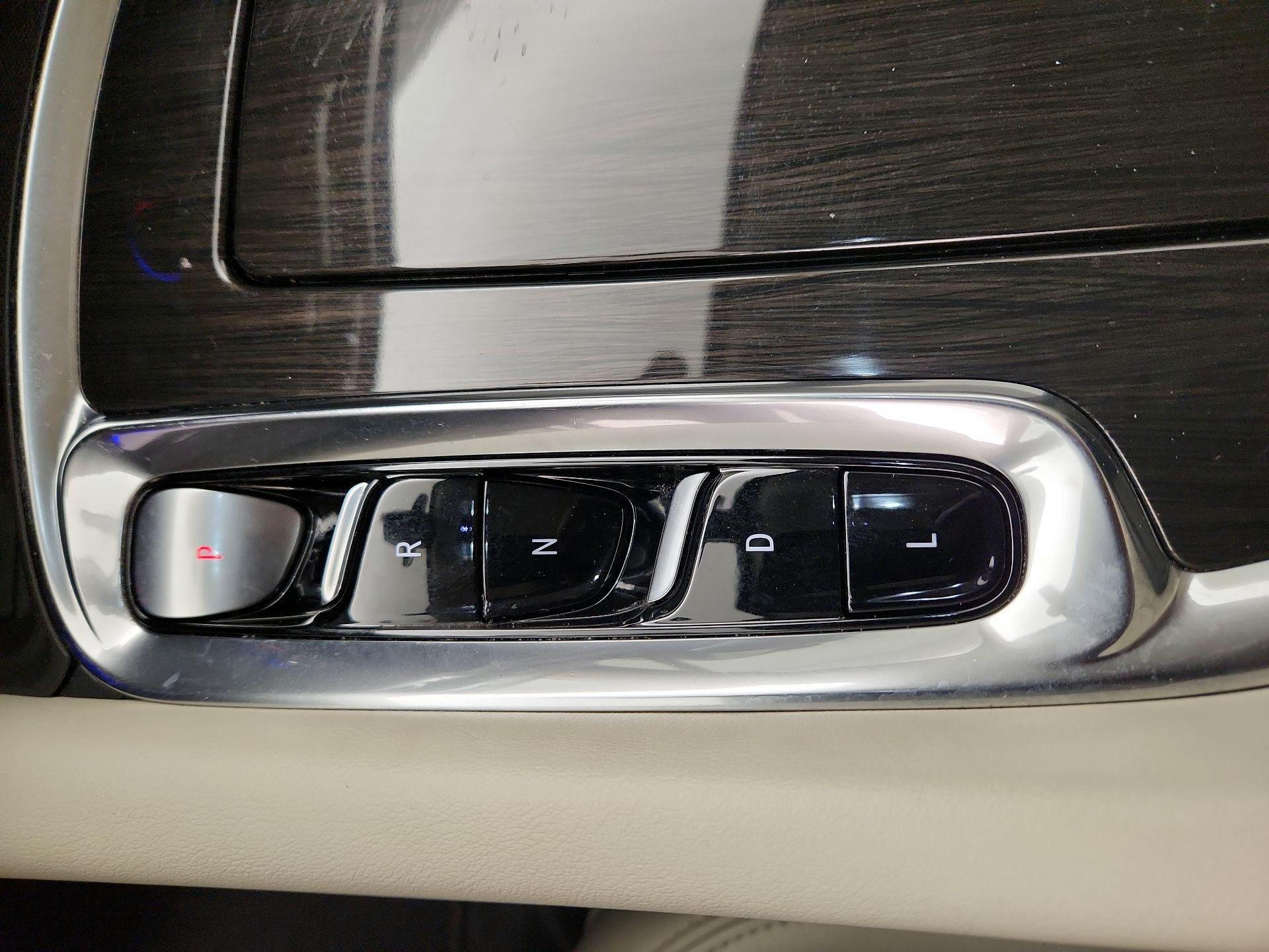 Thumbnail: 2022 Buick Enclave - 17