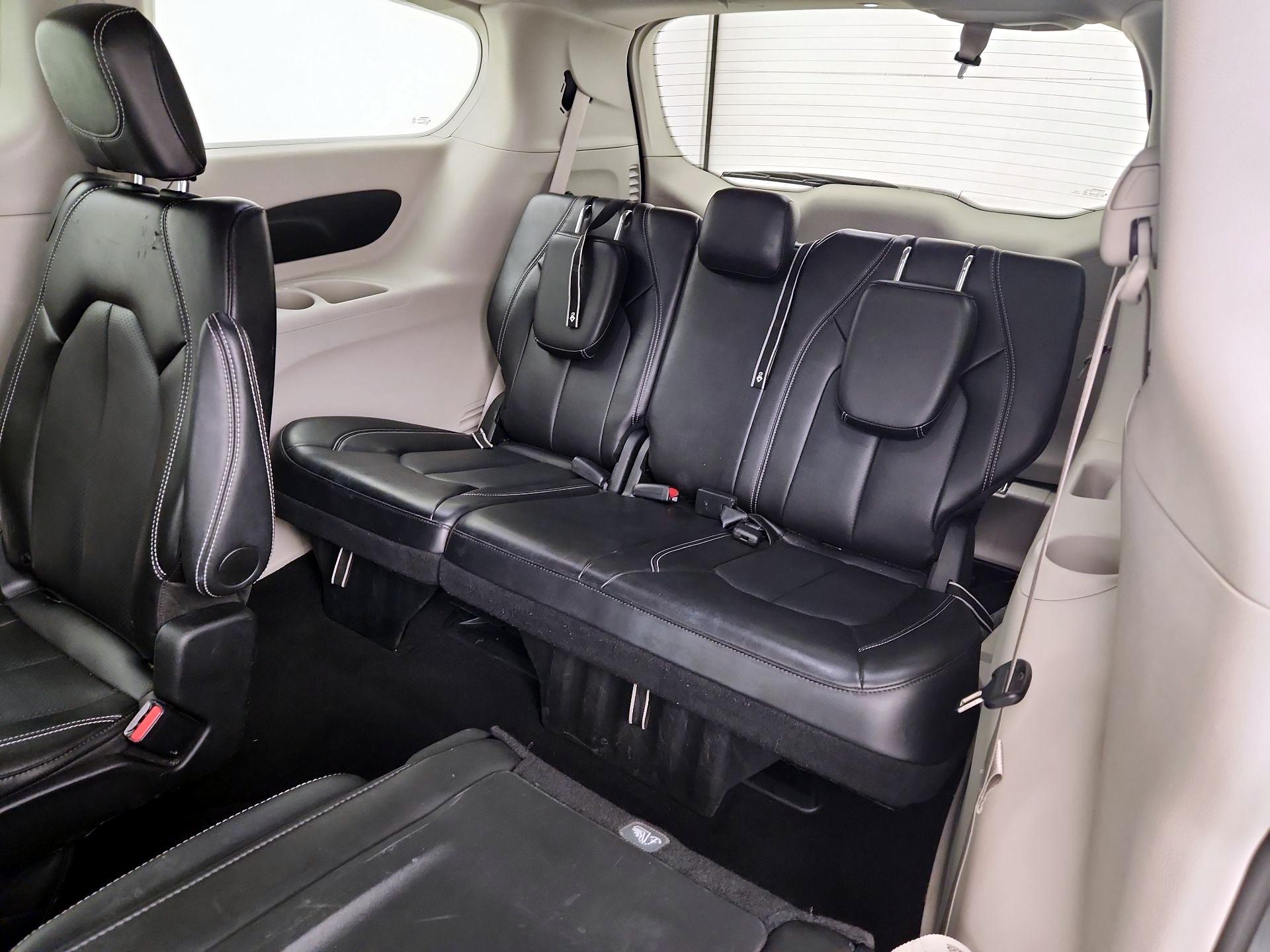 Thumbnail: 2024 Chrysler Pacifica - 20