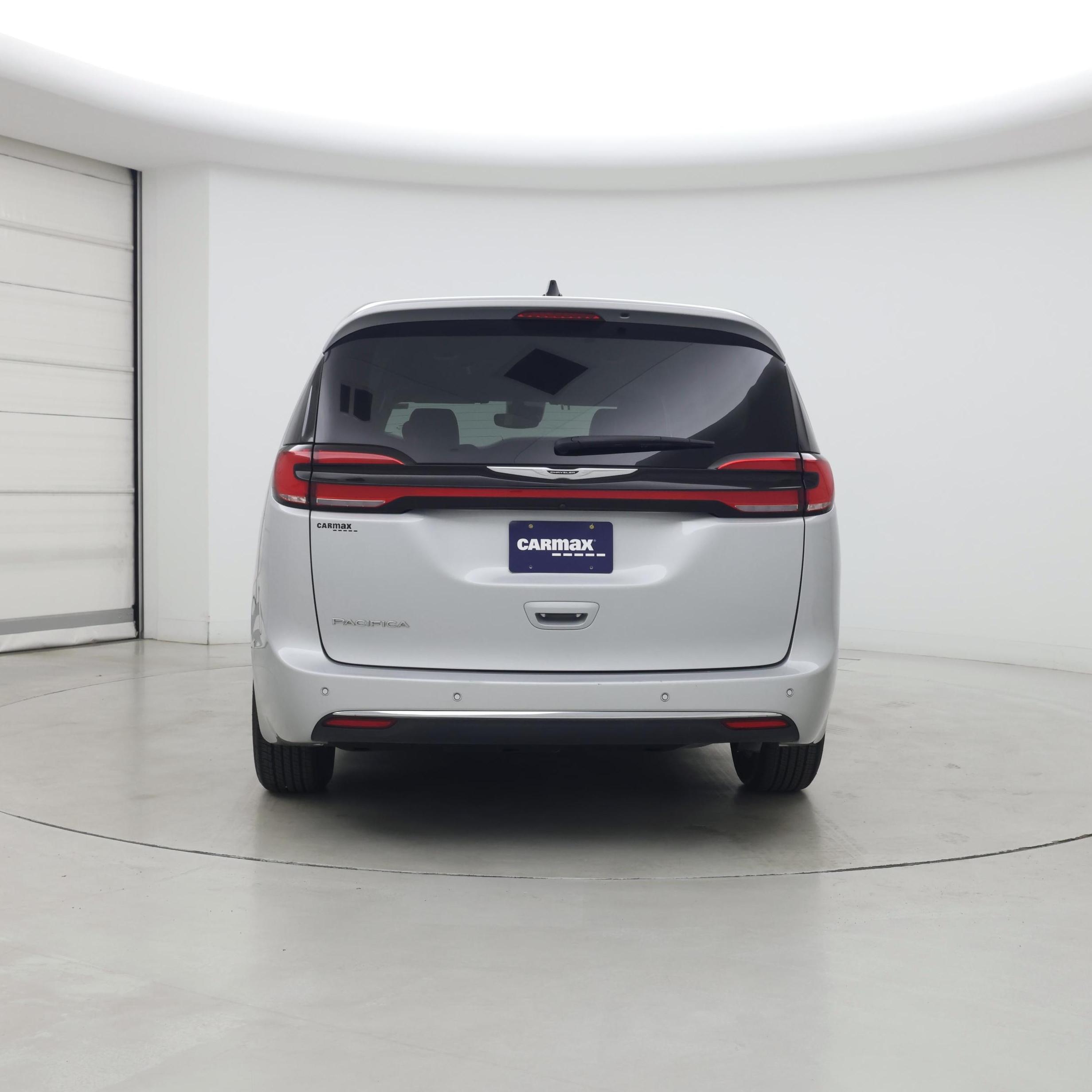 Thumbnail: 2024 Chrysler Pacifica - 6