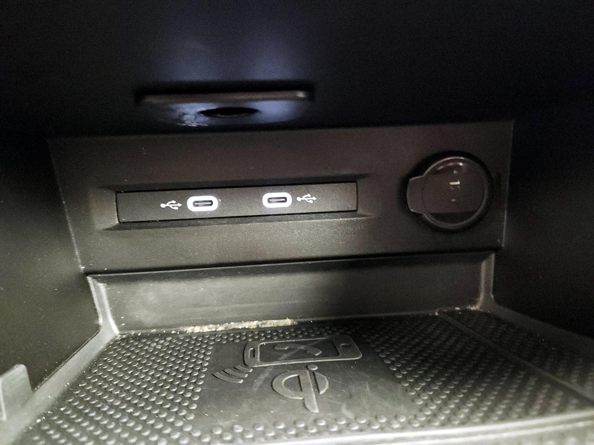 Thumbnail: 2024 Volkswagen Taos - 18