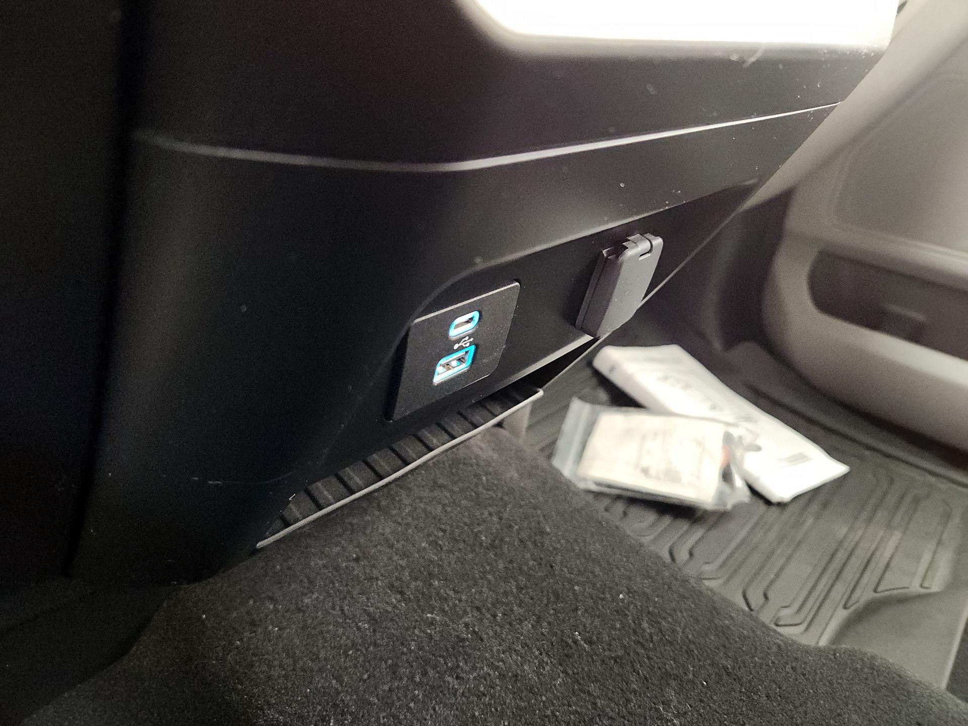 Thumbnail: 2020 Ford F-250 - 19