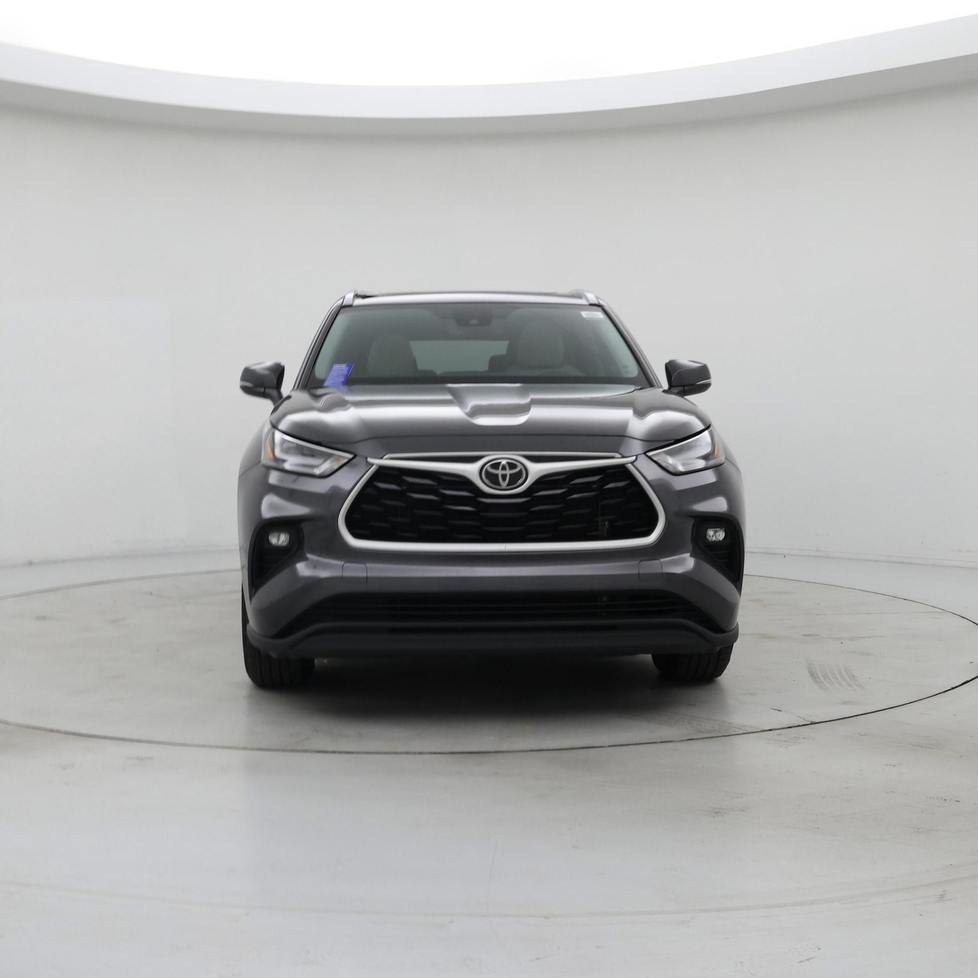 Thumbnail: 2022 Toyota Highlander - 5