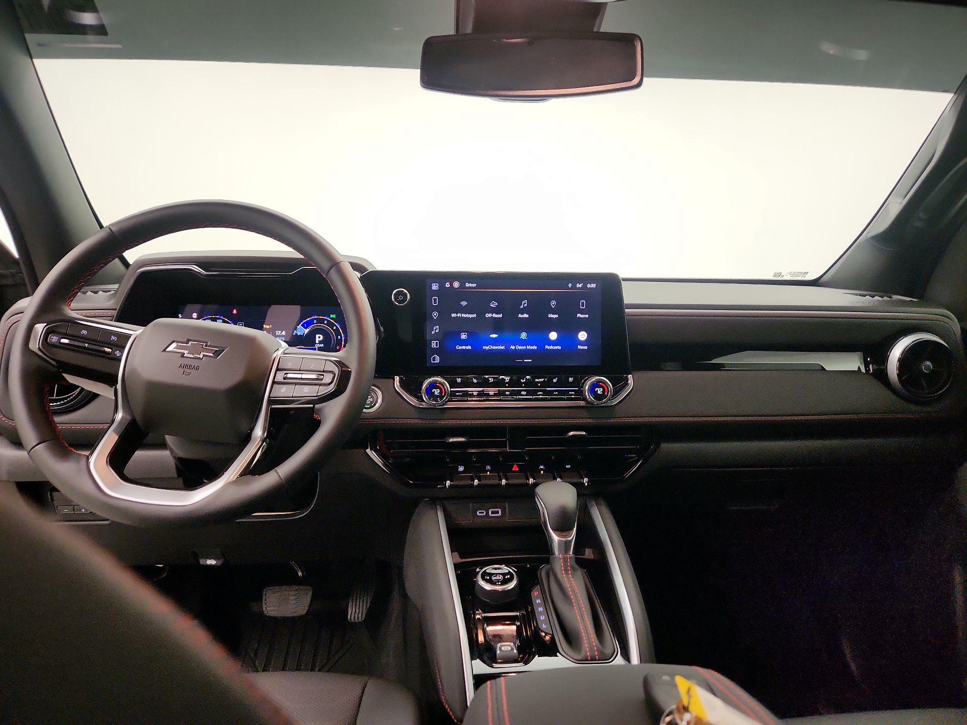 Thumbnail: 2025 Chevrolet Colorado - 9