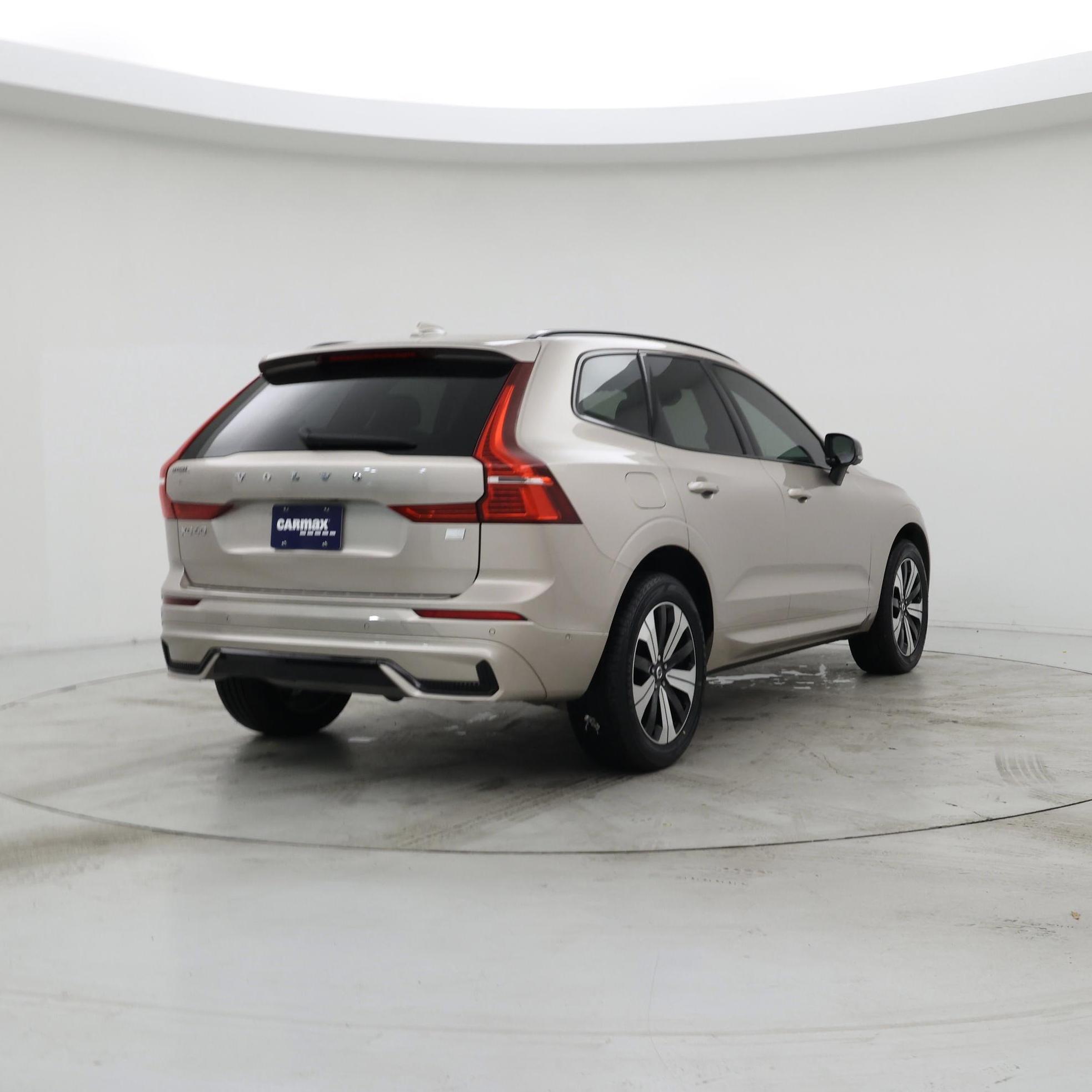 Thumbnail: 2024 Volvo XC60 - 8