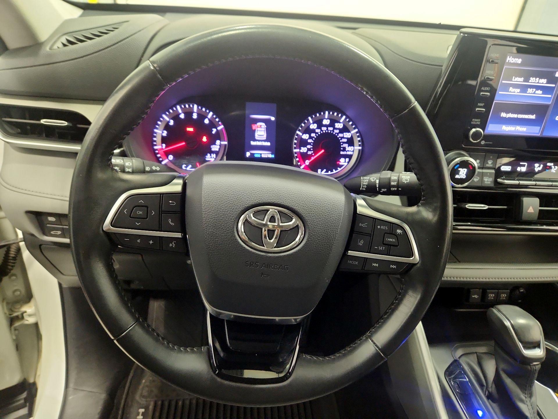 Thumbnail: 2020 Toyota Highlander - 10