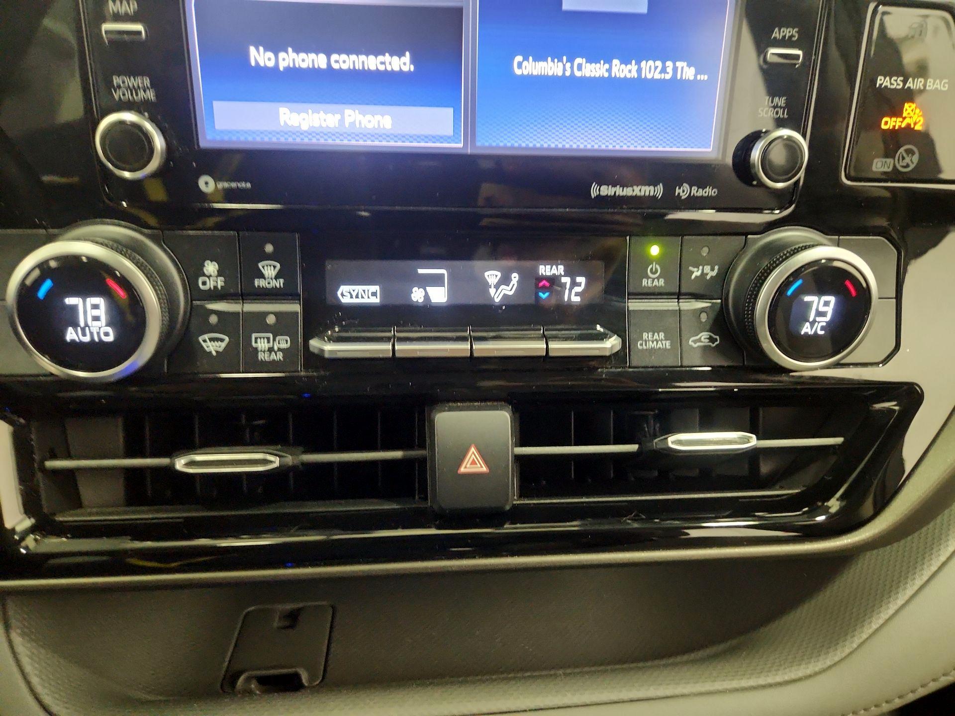 Thumbnail: 2020 Toyota Highlander - 16