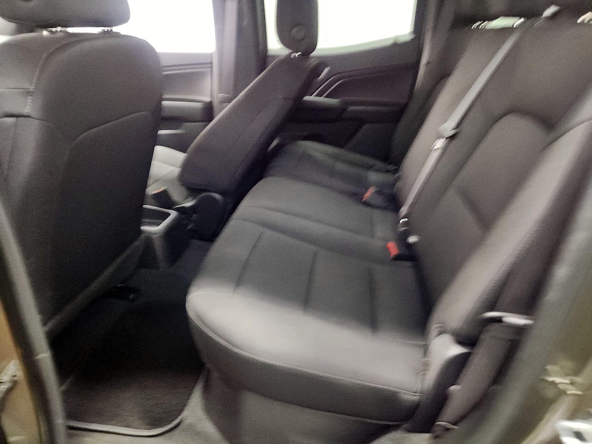 Thumbnail: 2023 Chevrolet Colorado - 18