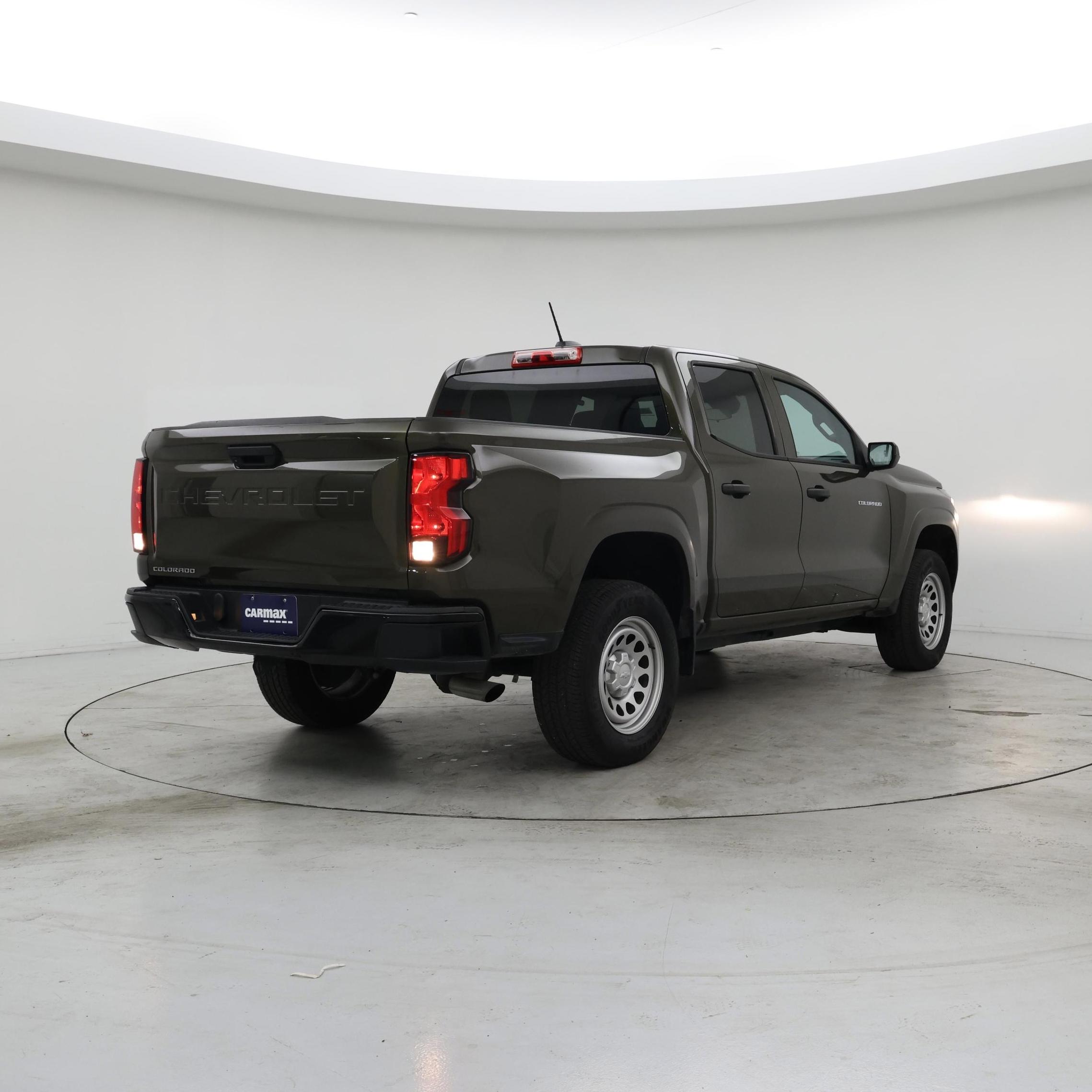 Thumbnail: 2023 Chevrolet Colorado - 8