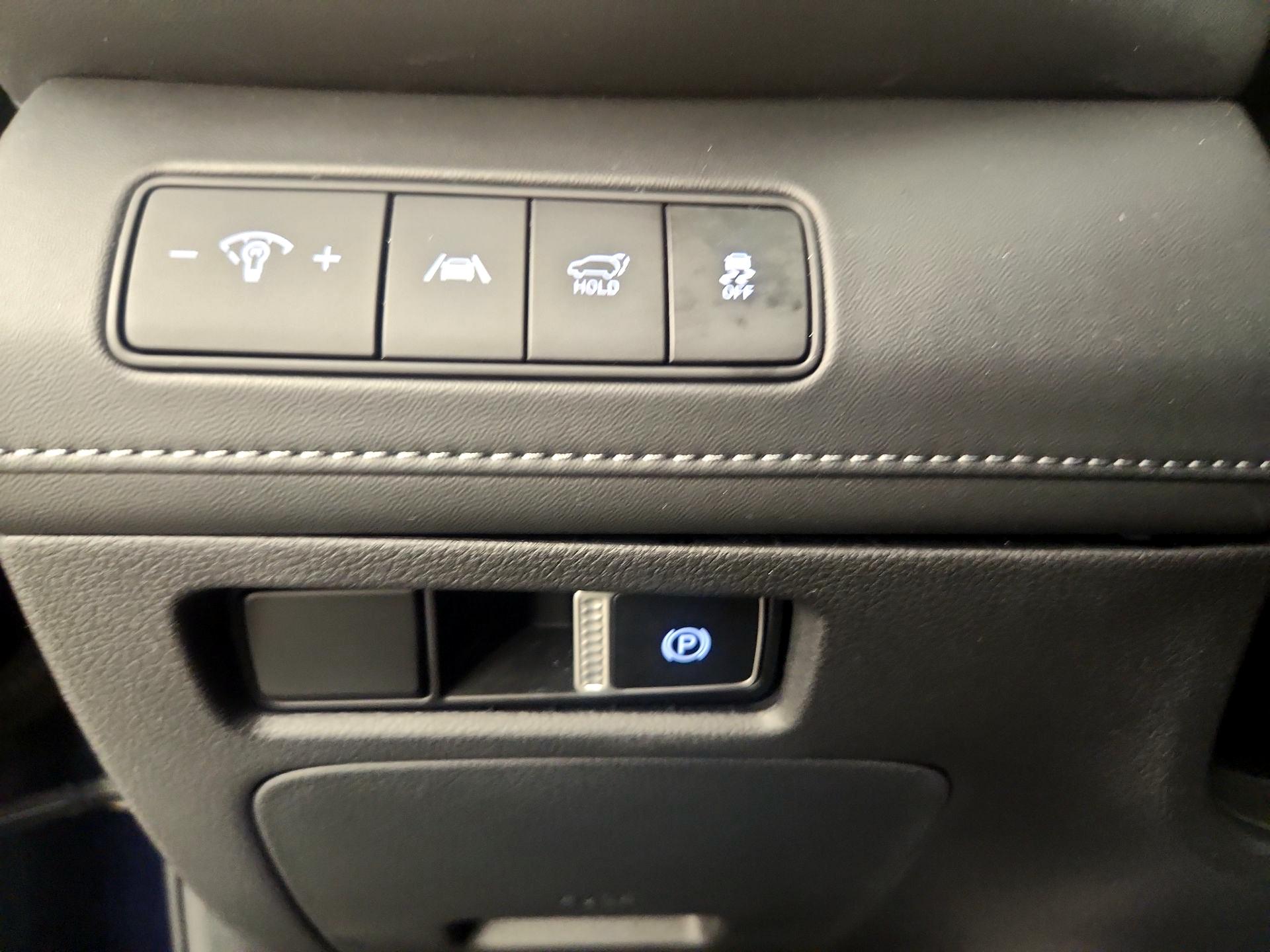 Thumbnail: 2023 Hyundai Santa Fe - 13