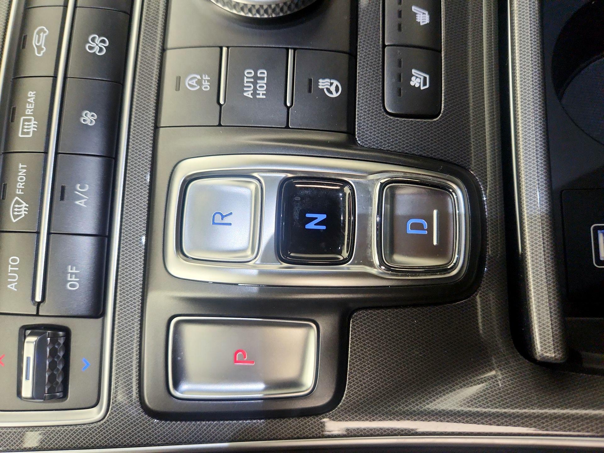 Thumbnail: 2023 Hyundai Santa Fe - 17