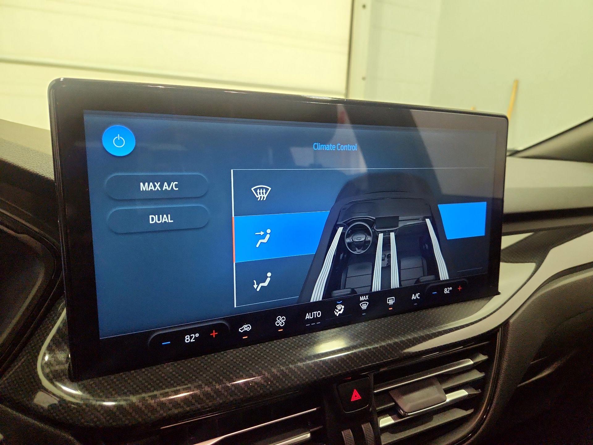 Thumbnail: 2023 Ford Escape - 17