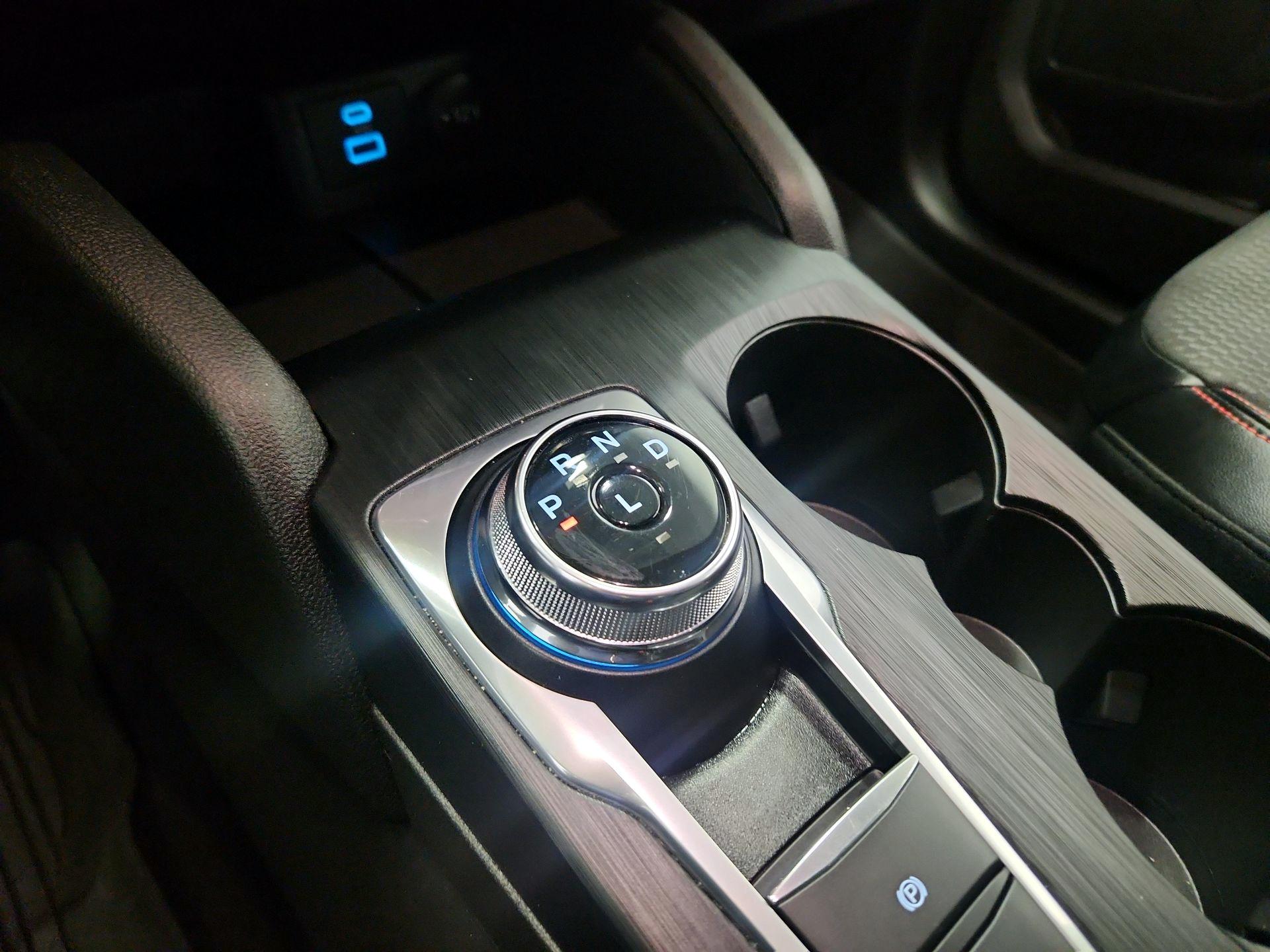 Thumbnail: 2023 Ford Escape - 18