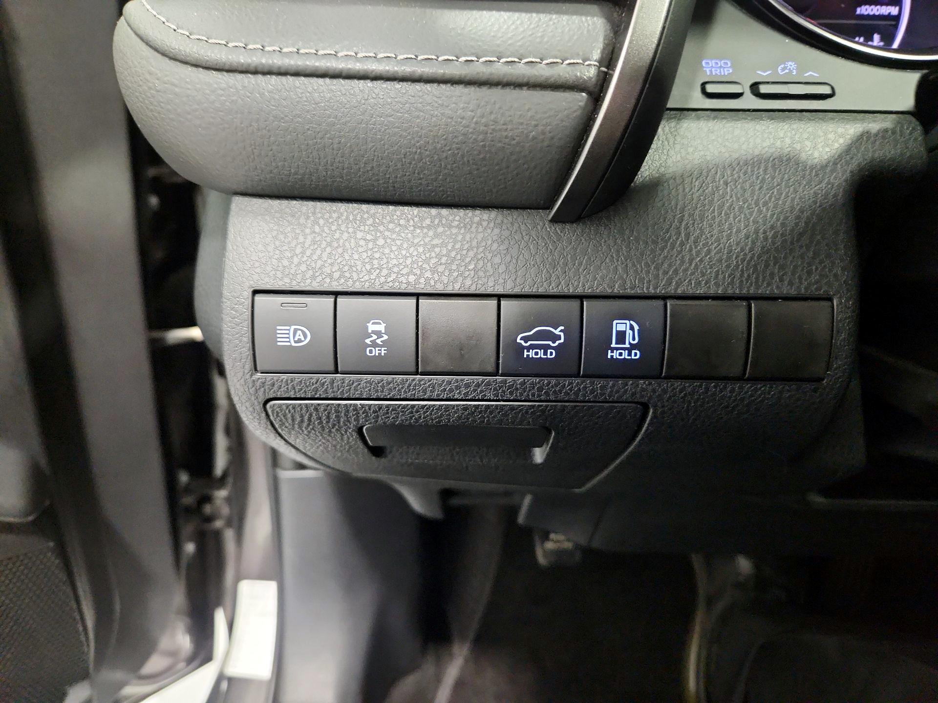 Thumbnail: 2024 Toyota Camry - 13