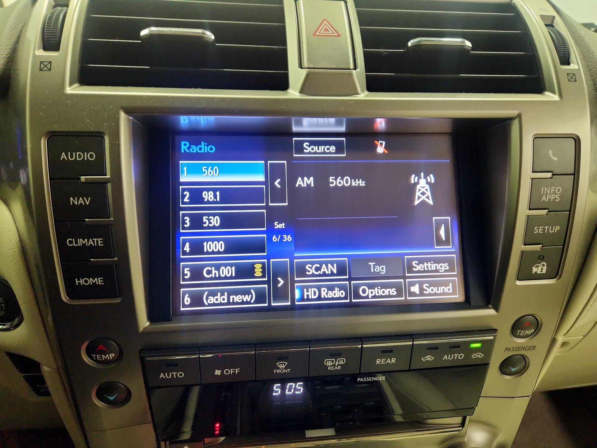 Thumbnail: 2015 Lexus GX - 16