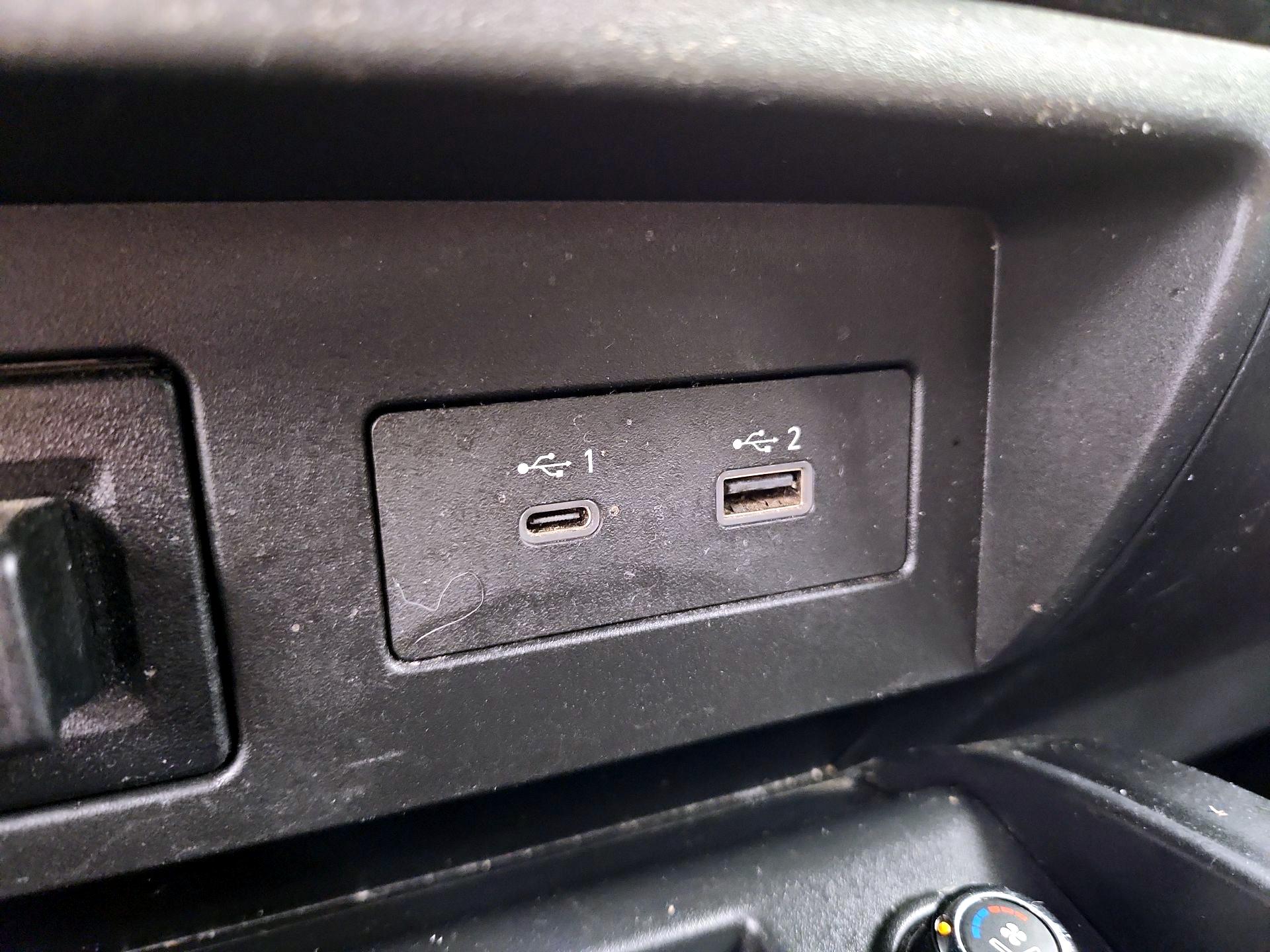 Thumbnail: 2021 Nissan Titan - 19