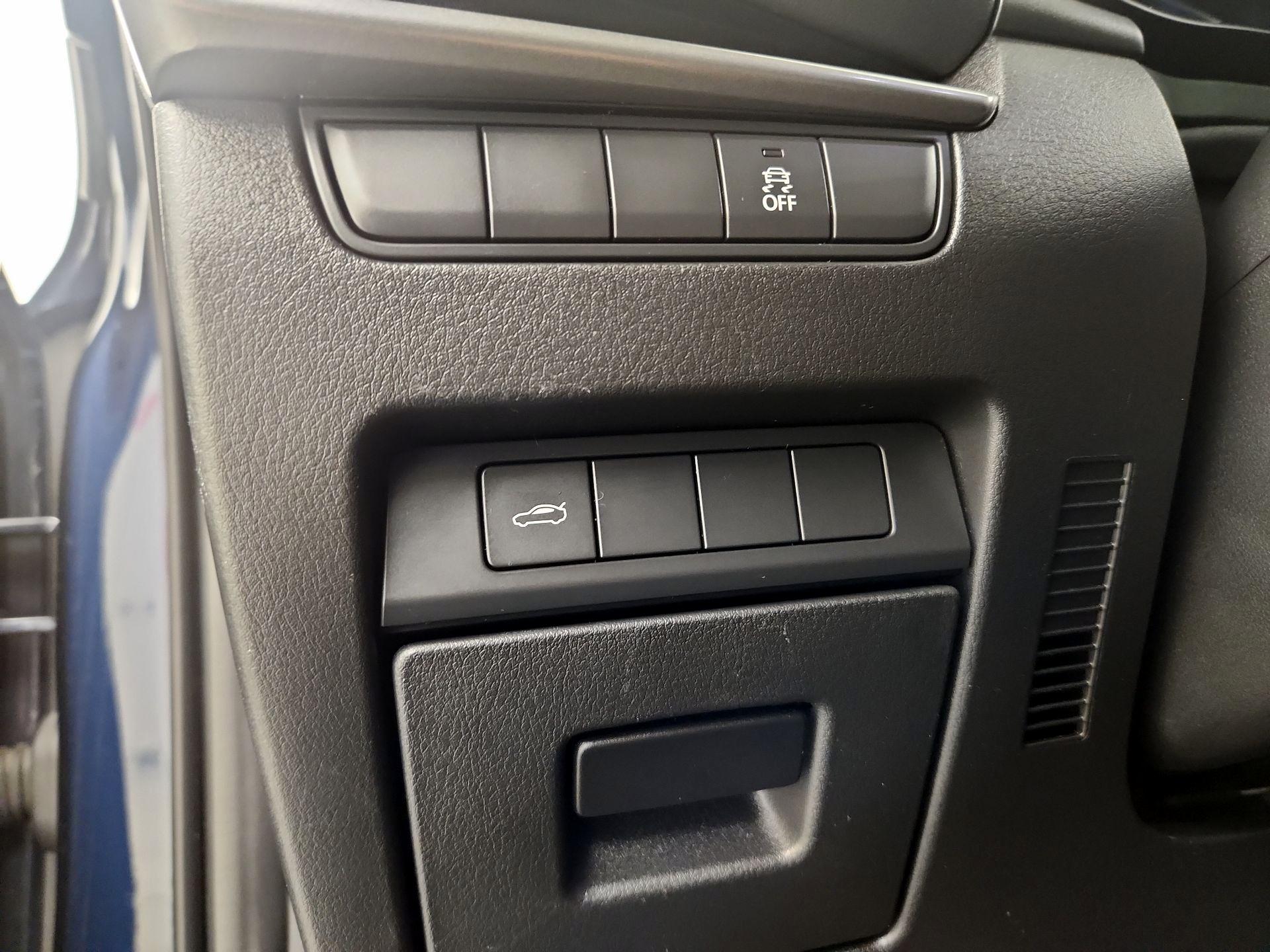 Thumbnail: 2019 Mazda Mazda3 - 11