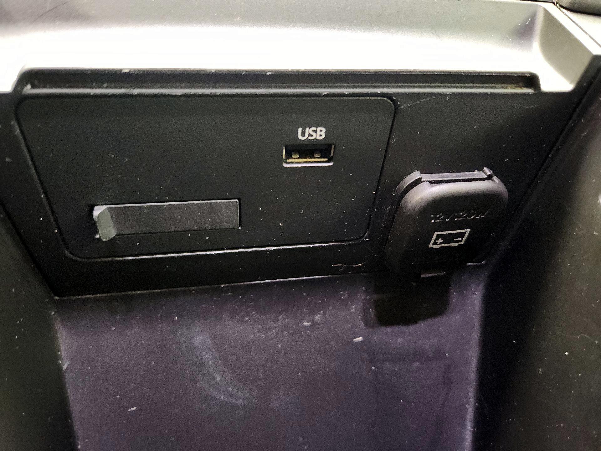 Thumbnail: 2019 Mazda Mazda3 - 17