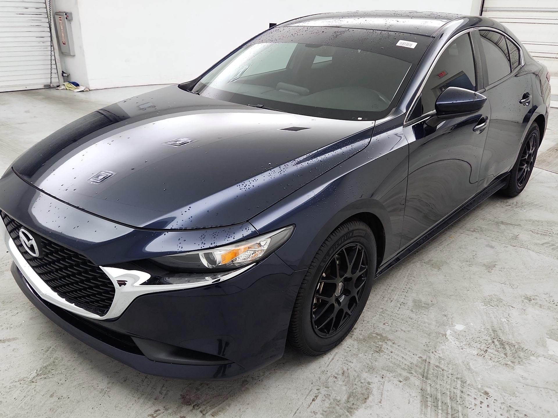 Thumbnail: 2019 Mazda Mazda3 - 3