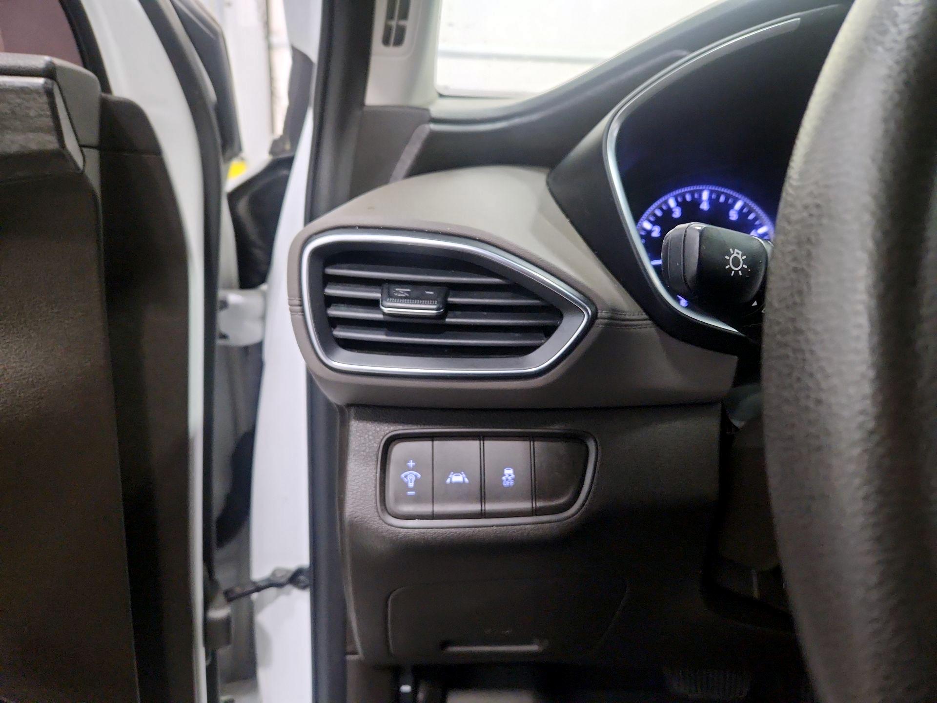 Thumbnail: 2020 Hyundai Santa Fe - 13