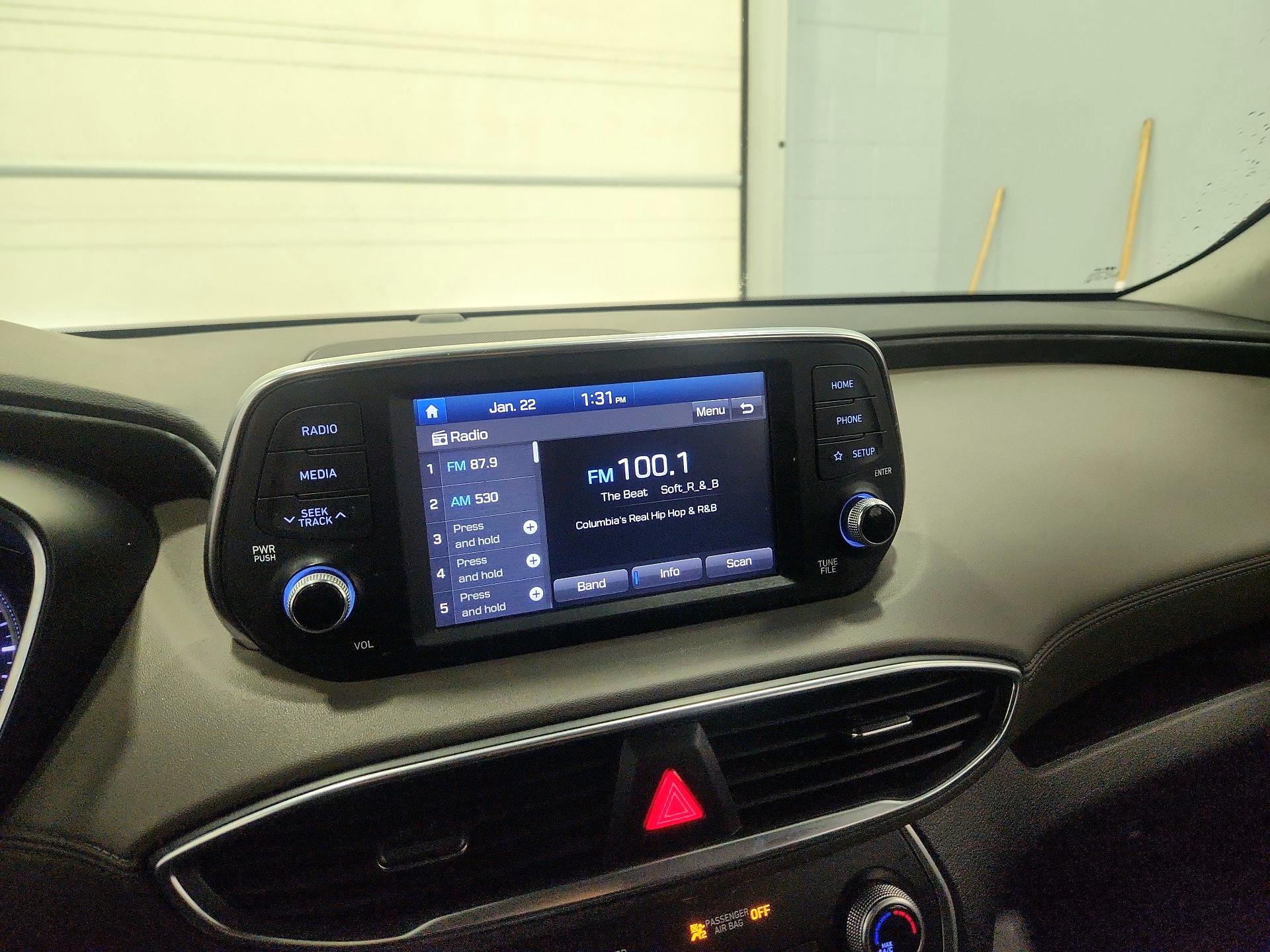 Thumbnail: 2020 Hyundai Santa Fe - 15