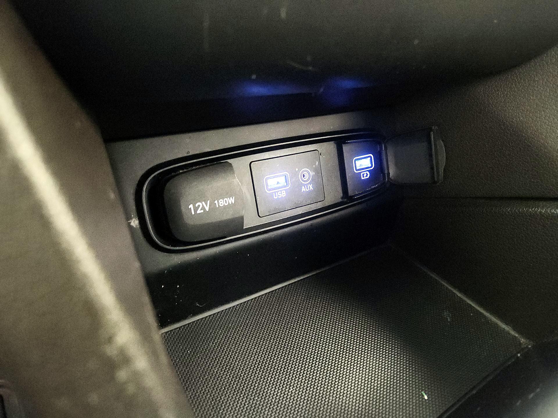 Thumbnail: 2020 Hyundai Santa Fe - 18