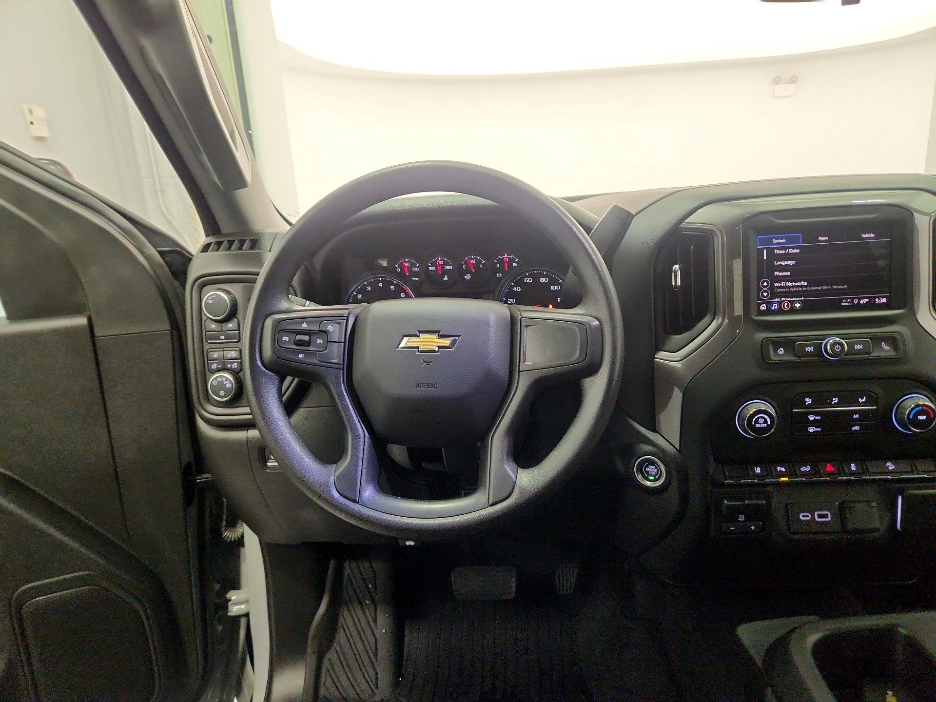 Thumbnail: 2024 Chevrolet Silverado 2500 - 10