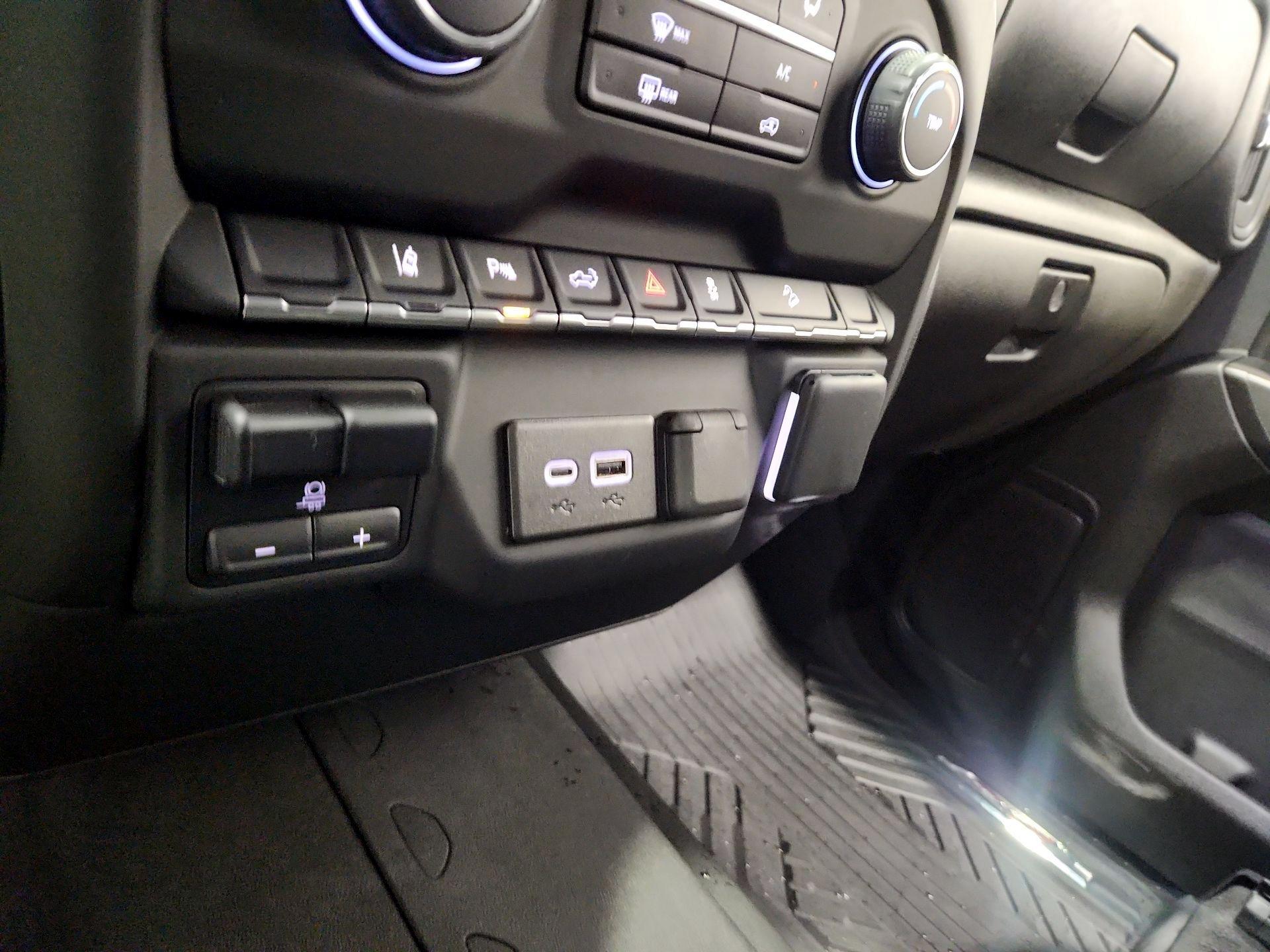 Thumbnail: 2024 Chevrolet Silverado 2500 - 18