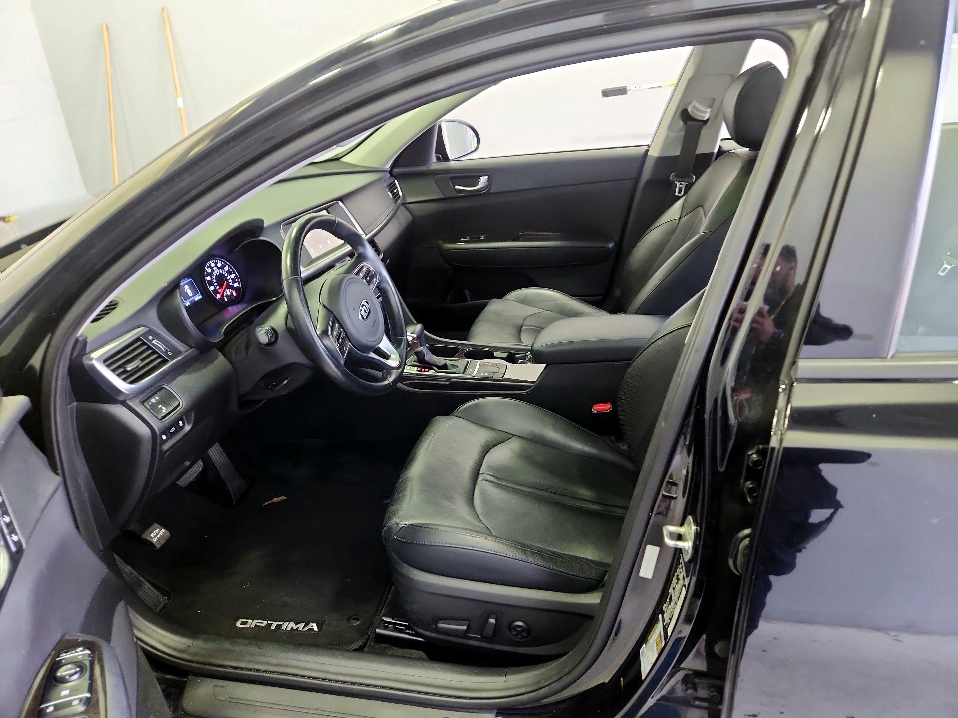 Thumbnail: 2018 Kia Optima - 11