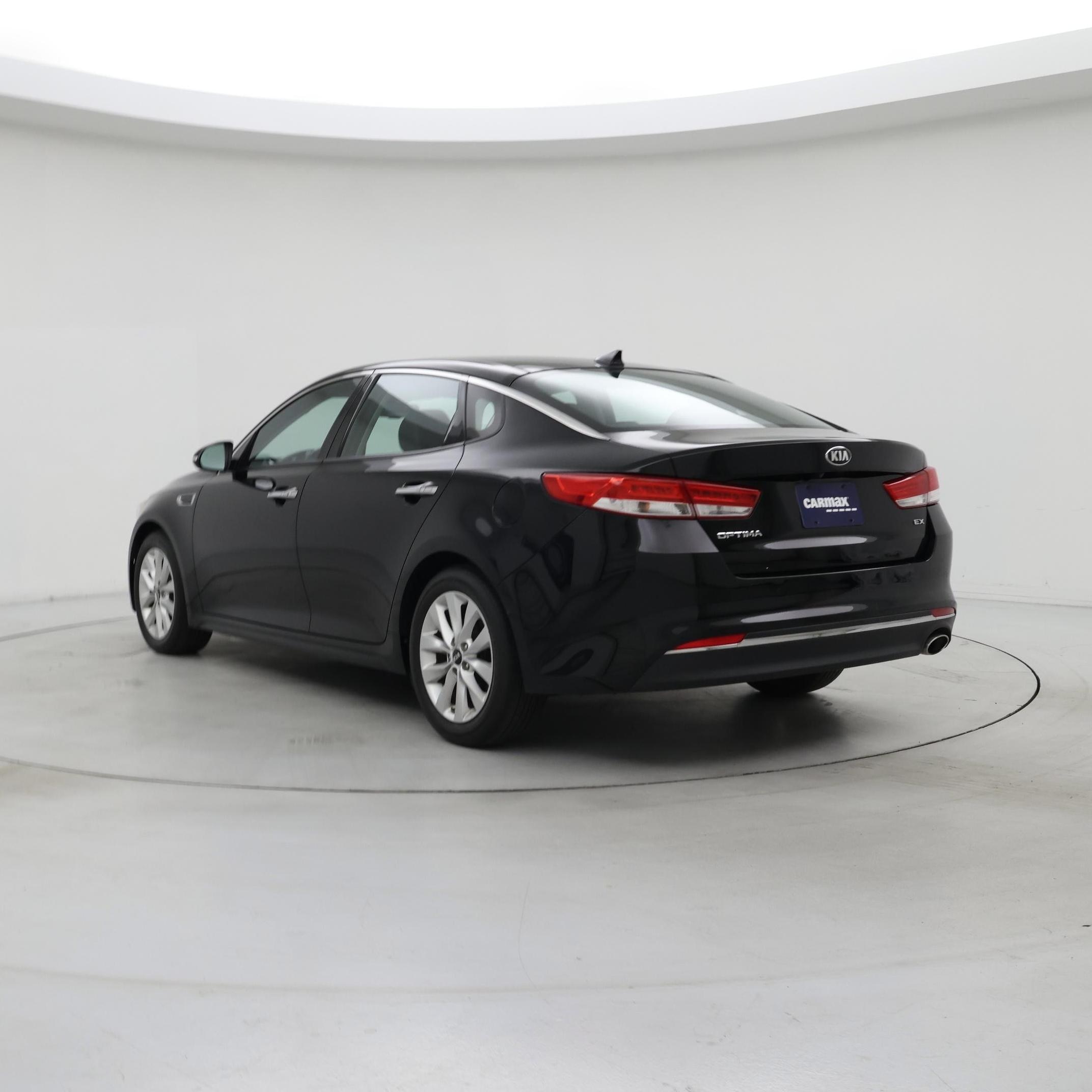 Thumbnail: 2018 Kia Optima - 2