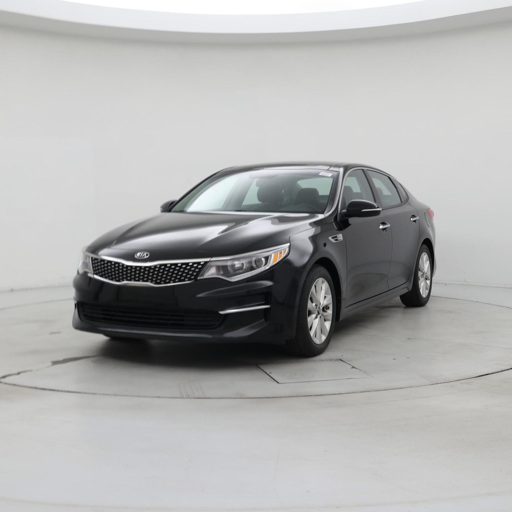 Thumbnail: 2018 Kia Optima - 4
