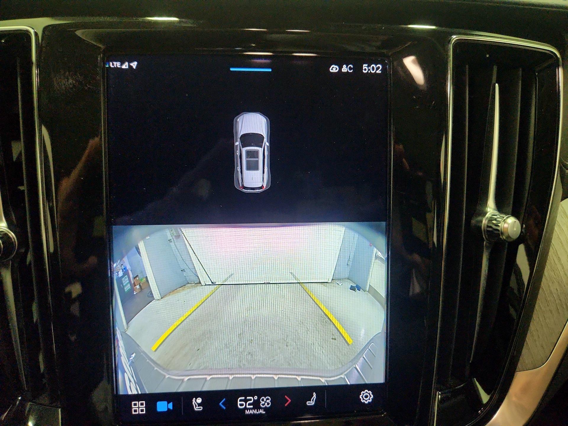 Thumbnail: 2023 Volvo S60 - 15