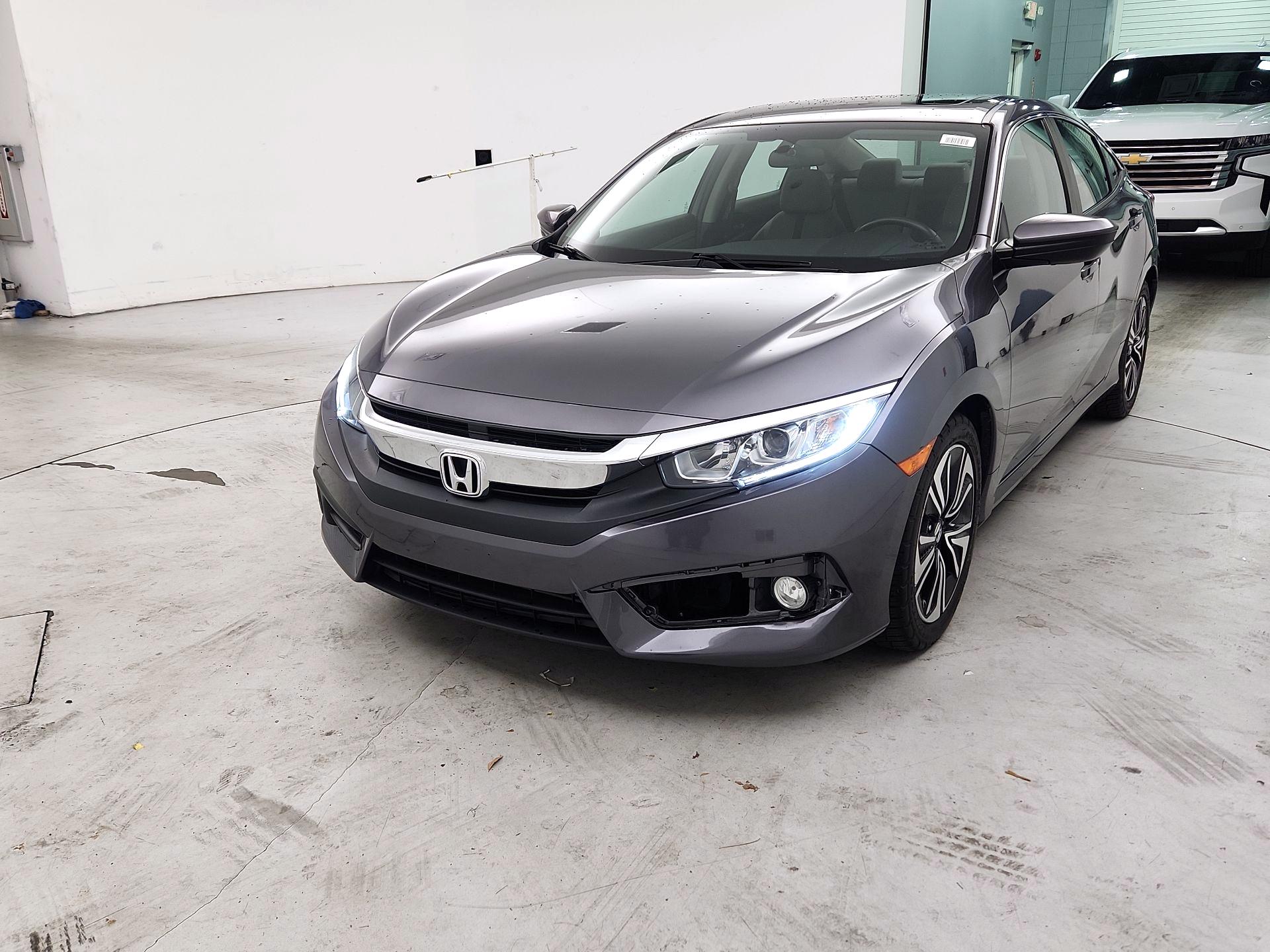 Thumbnail: 2018 Honda Civic - 3