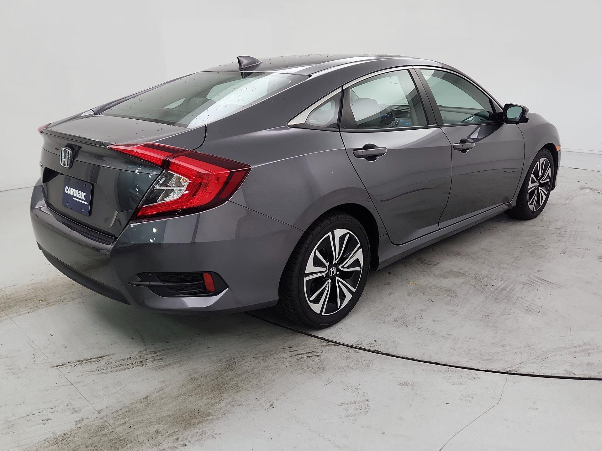 Thumbnail: 2018 Honda Civic - 5