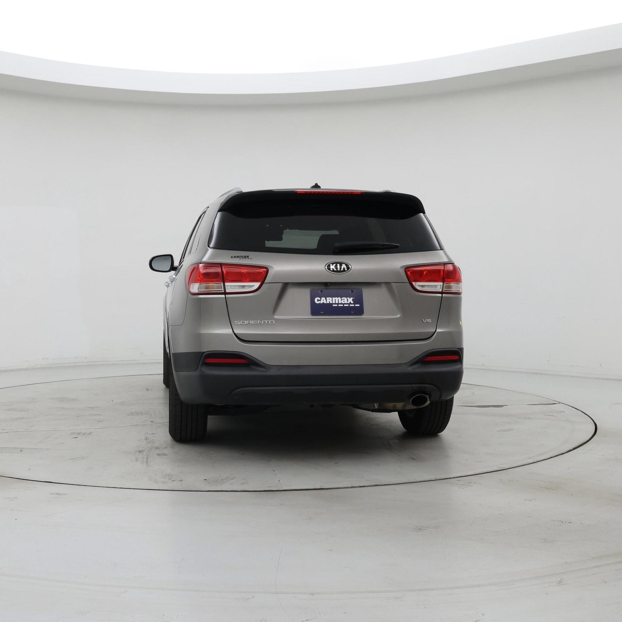 Thumbnail: 2016 Kia Sorento - 6