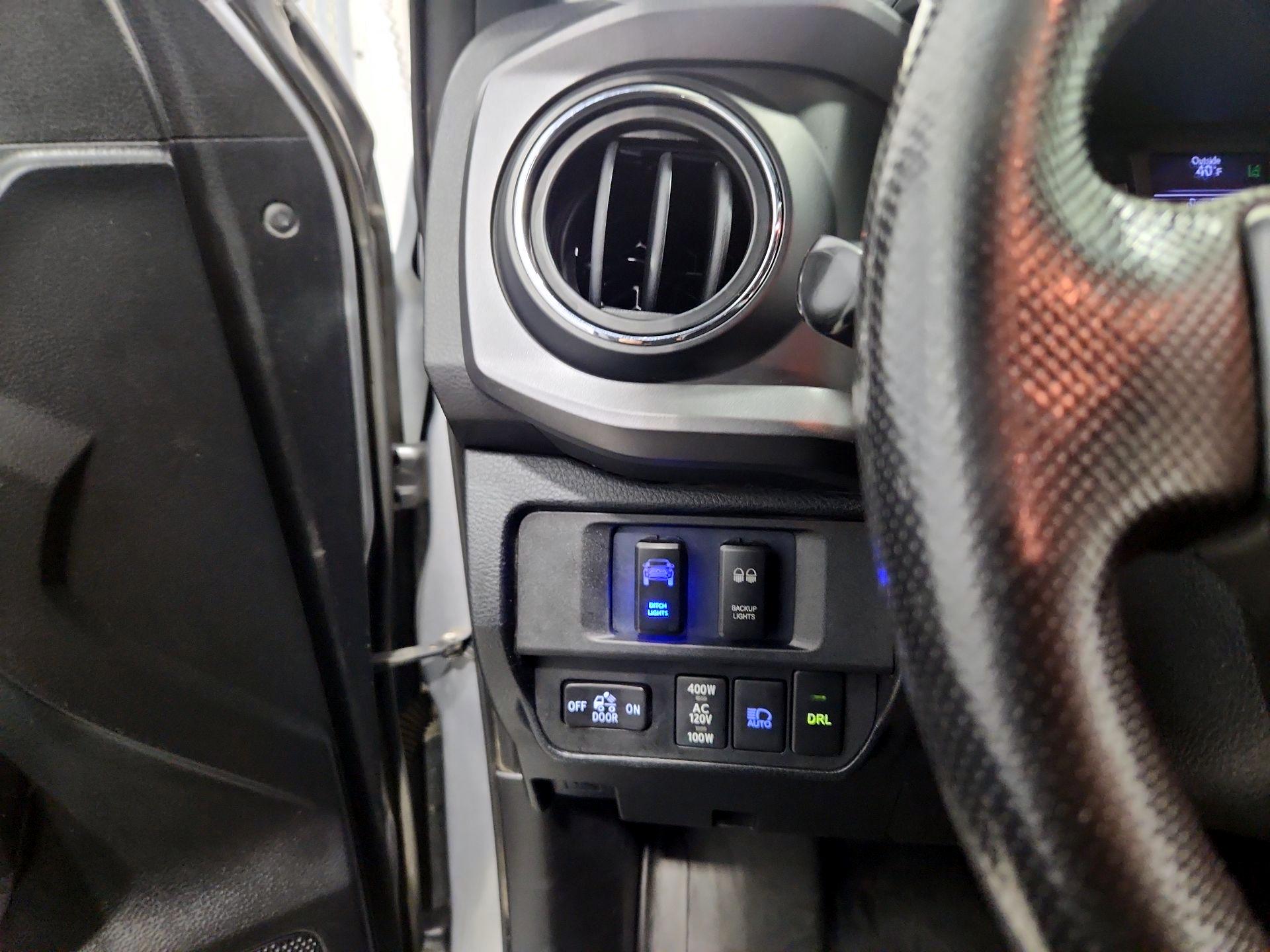 Thumbnail: 2019 Toyota Tacoma - 13