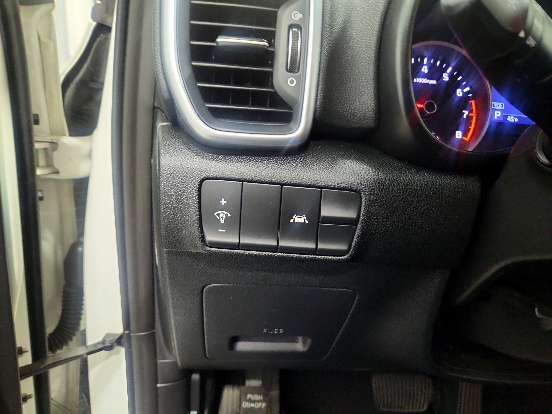 Thumbnail: 2022 Kia Sportage - 13