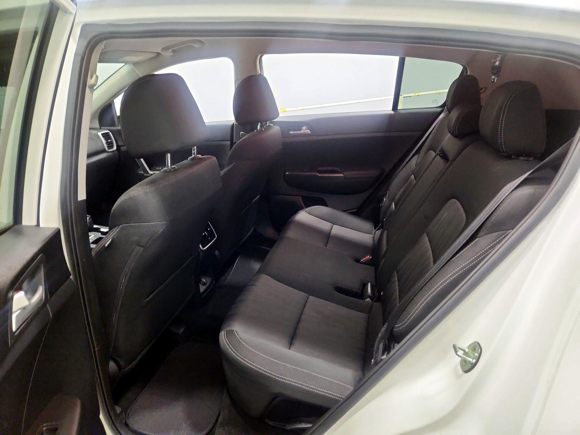 Thumbnail: 2022 Kia Sportage - 19