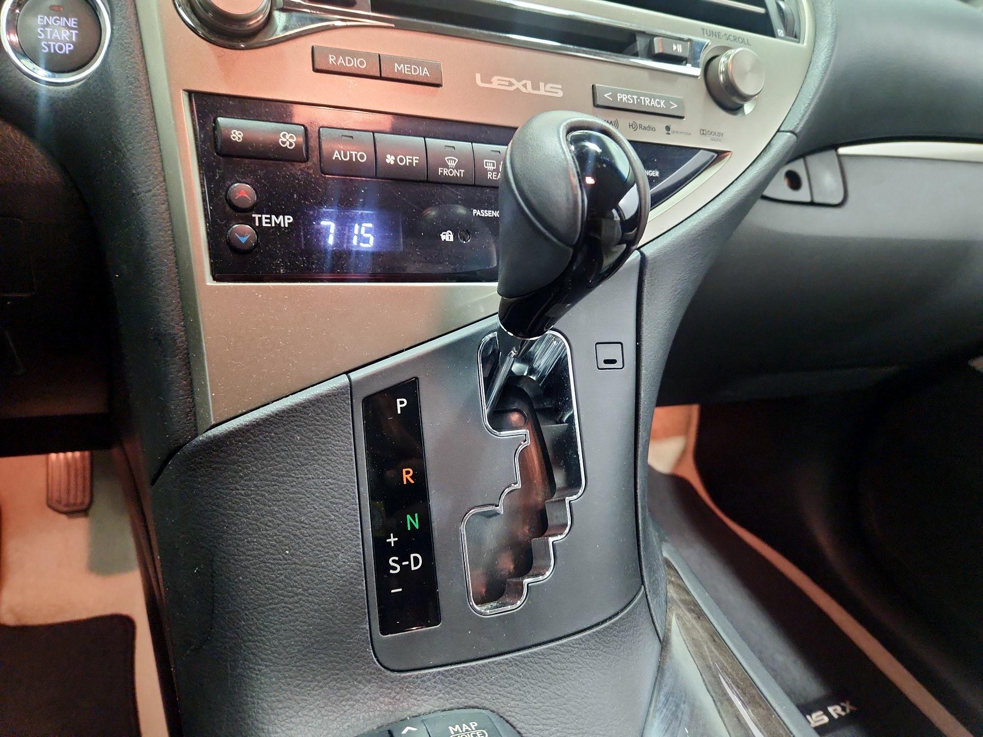 Thumbnail: 2015 Lexus RX - 17