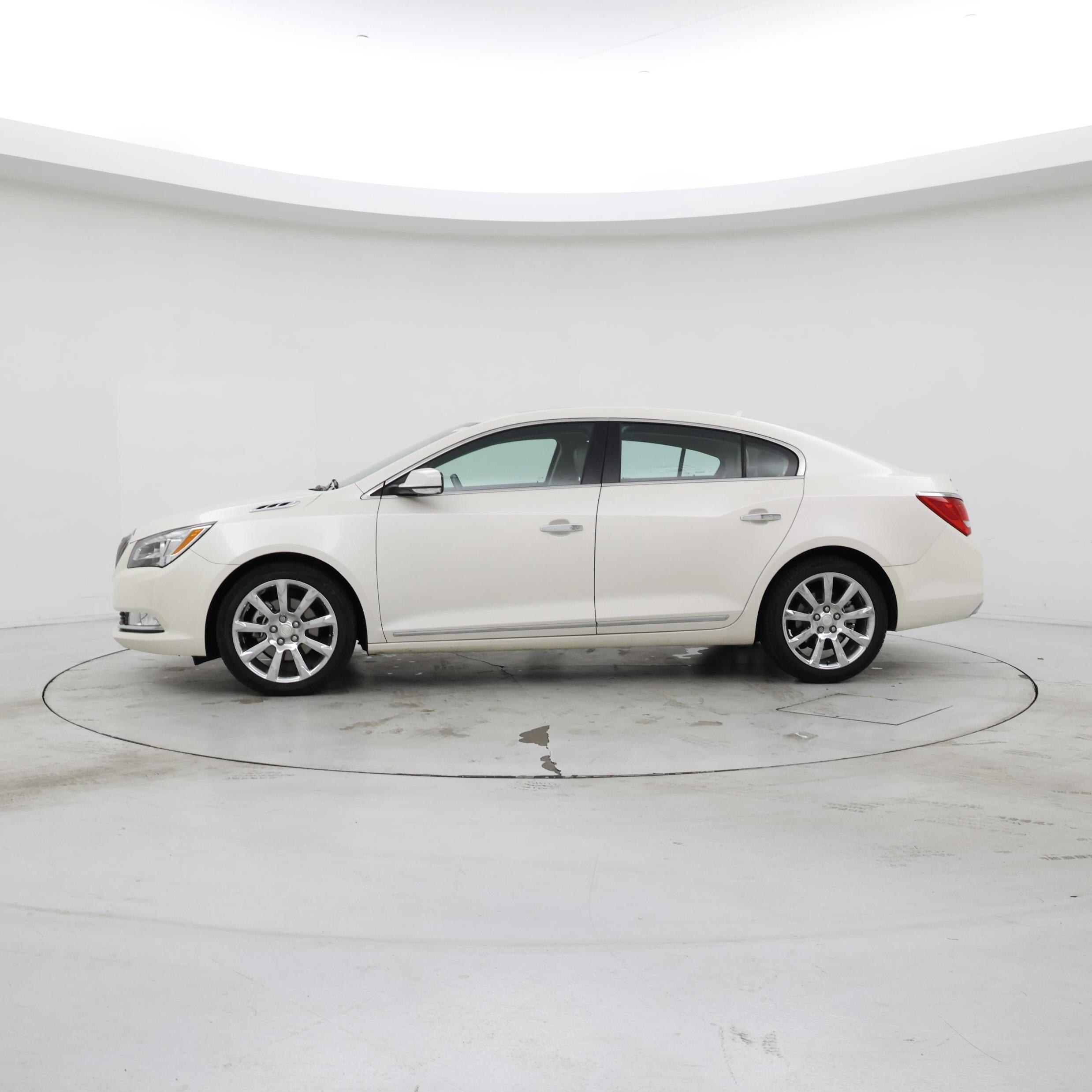 Thumbnail: 2014 Buick LaCrosse - 3