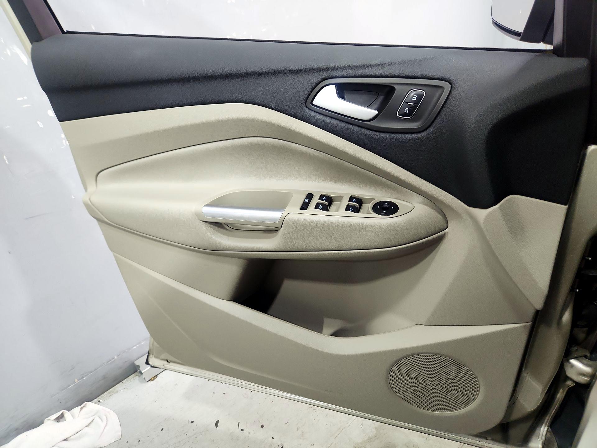 Thumbnail: 2018 Ford Escape - 12