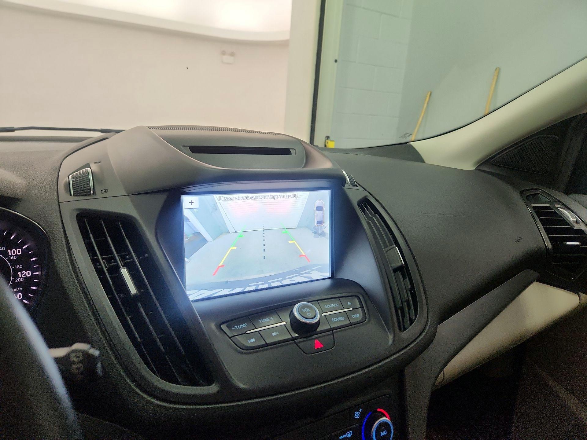 Thumbnail: 2018 Ford Escape - 15