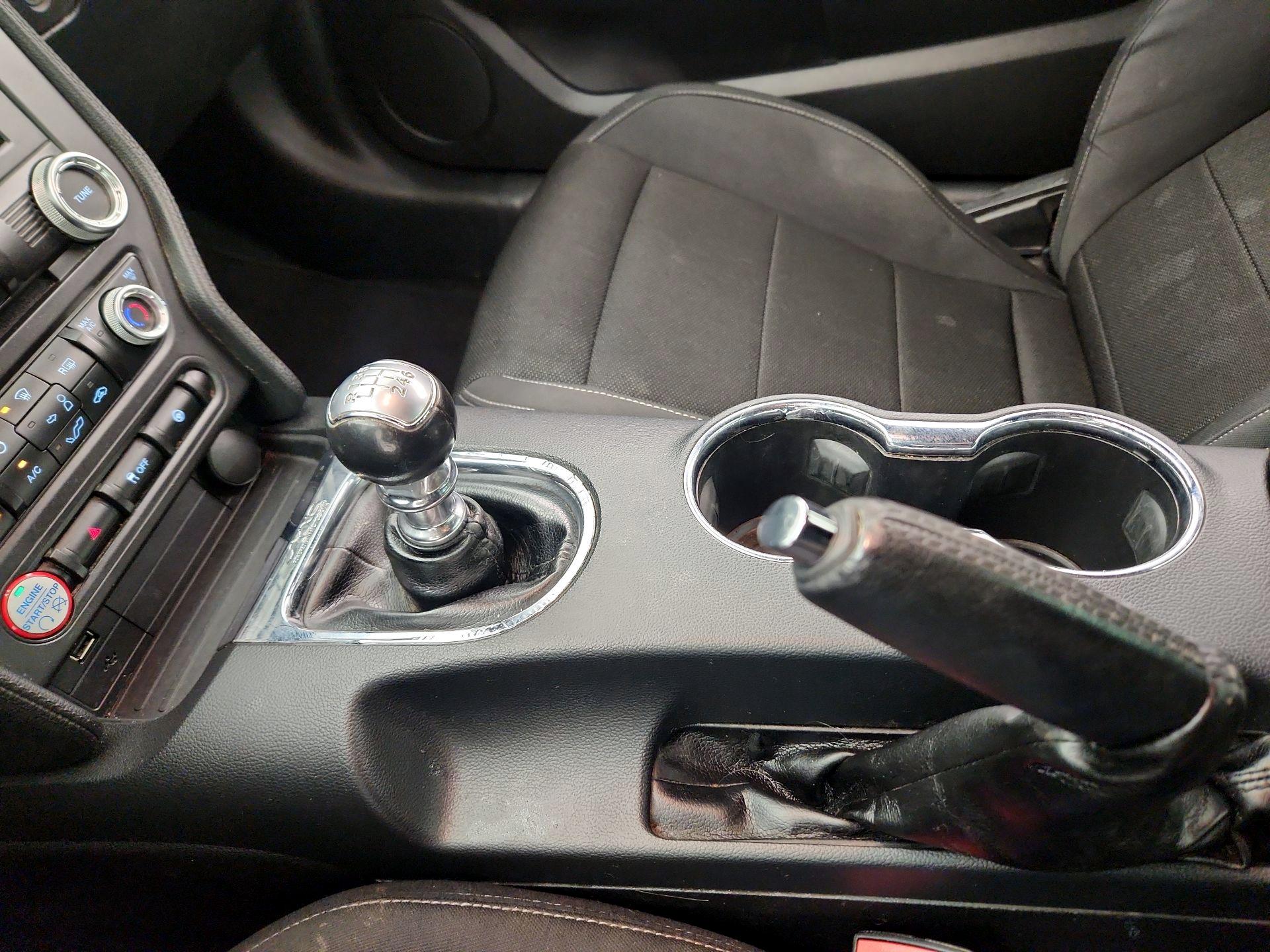 Thumbnail: 2015 Ford Mustang - 17