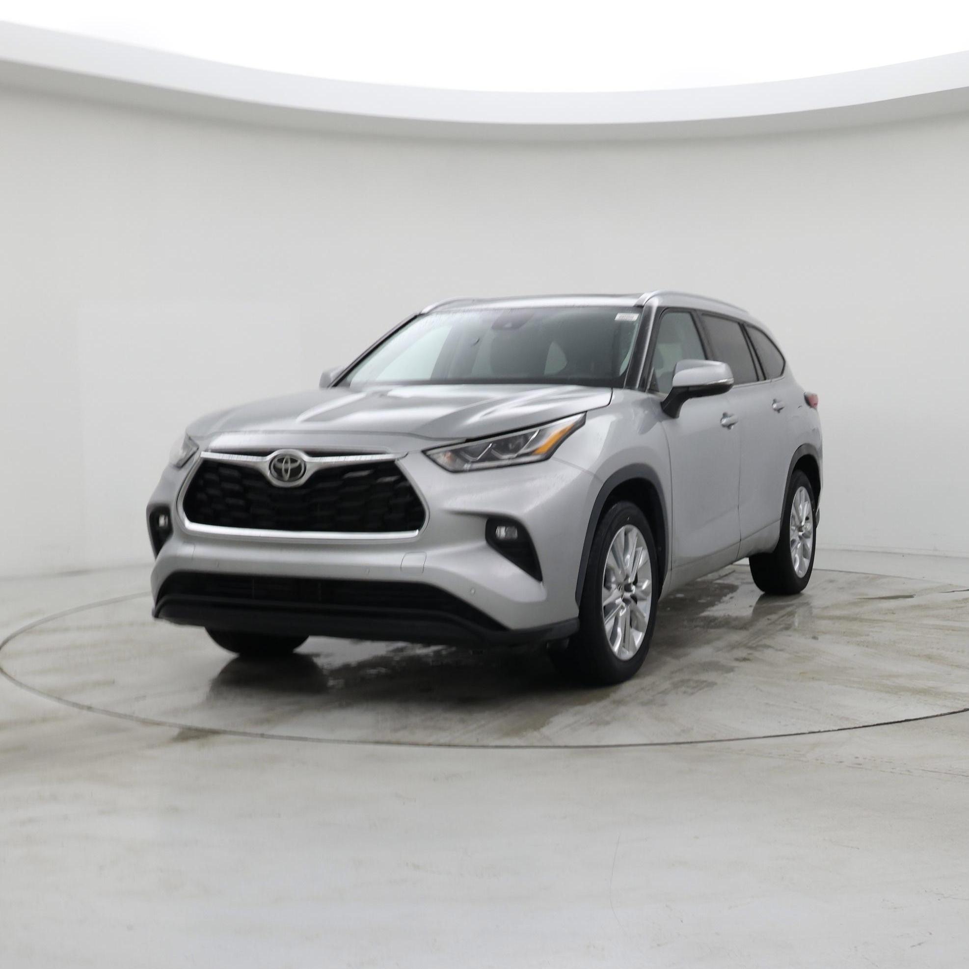 Thumbnail: 2023 Toyota Highlander - 4