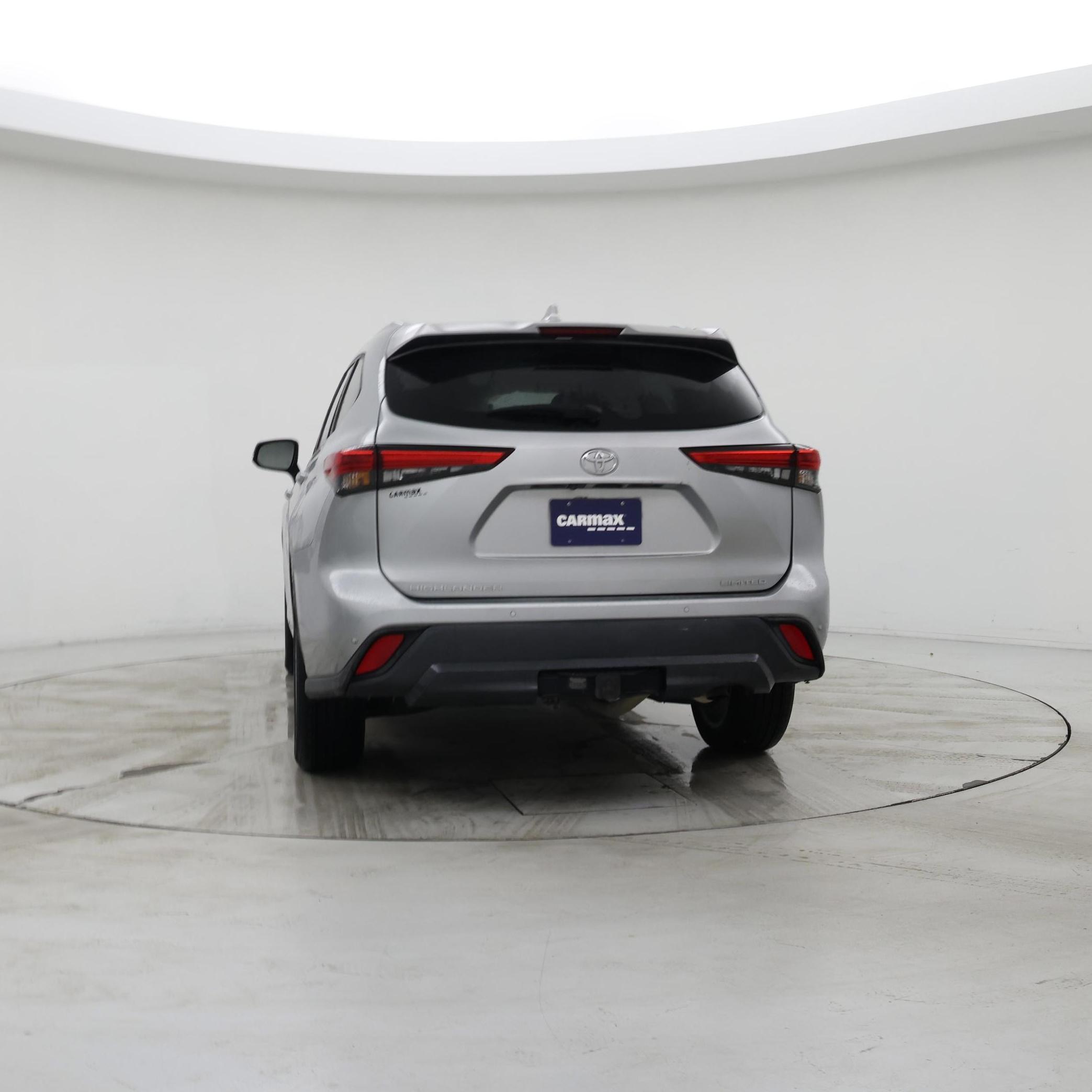 Thumbnail: 2023 Toyota Highlander - 6