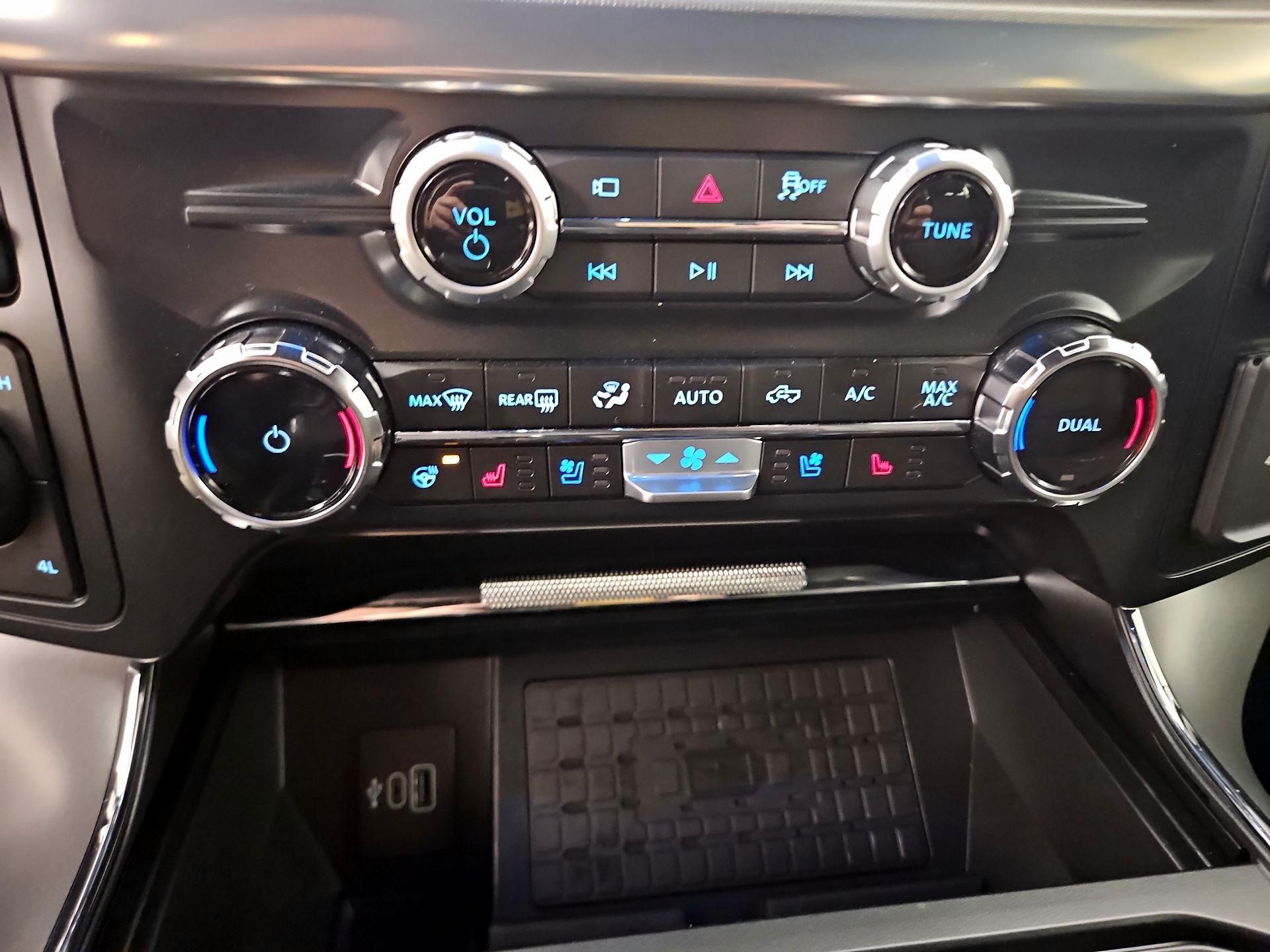 Thumbnail: 2025 Ford F-150 - 17