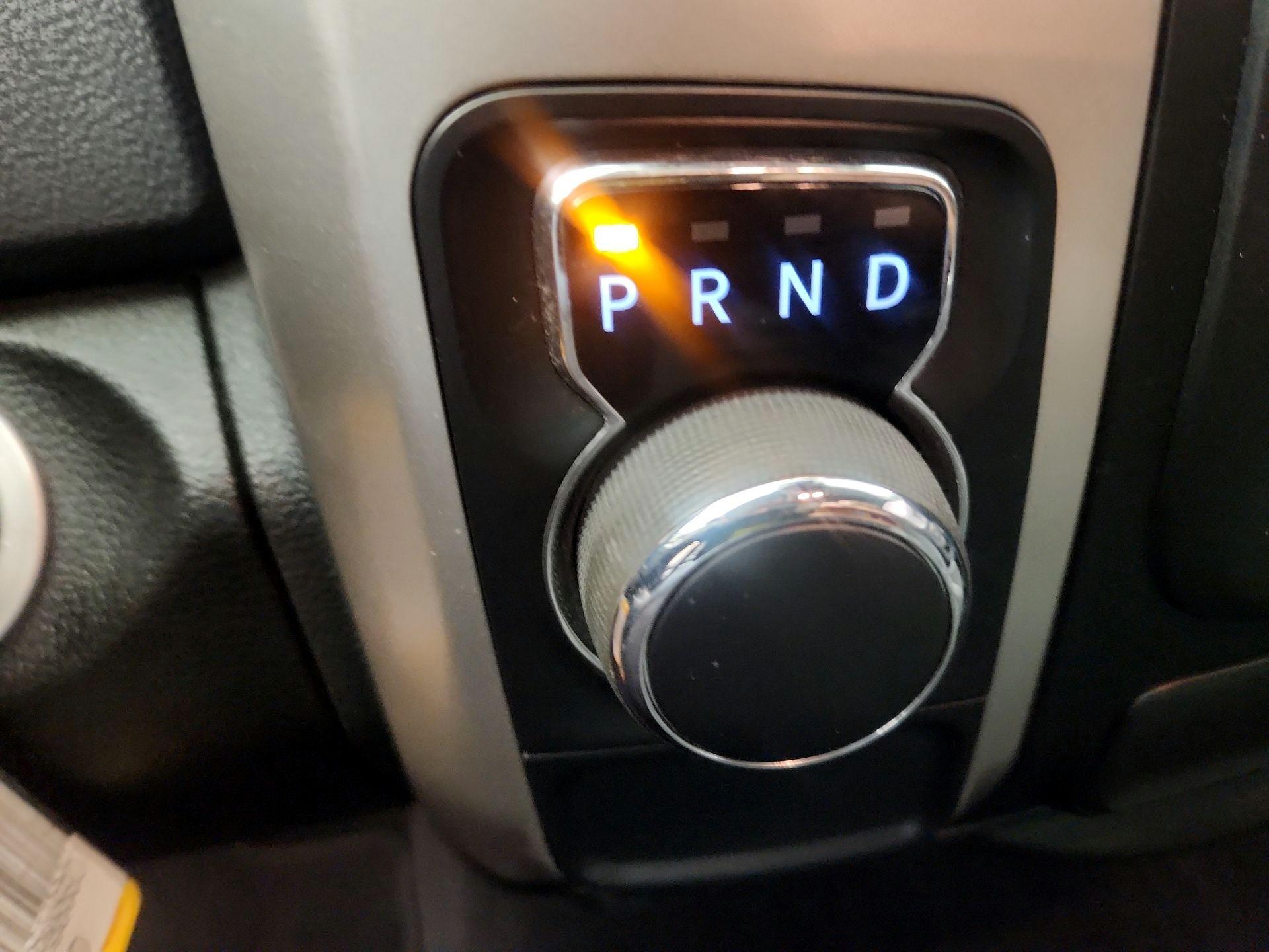 Thumbnail: 2019 RAM 1500 Classic - 17