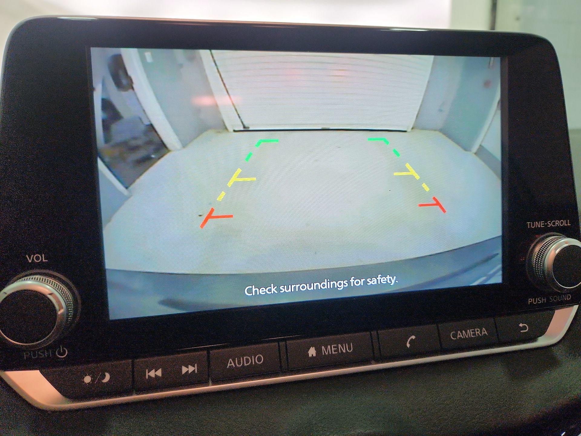 Thumbnail: 2023 Nissan Sentra - 14