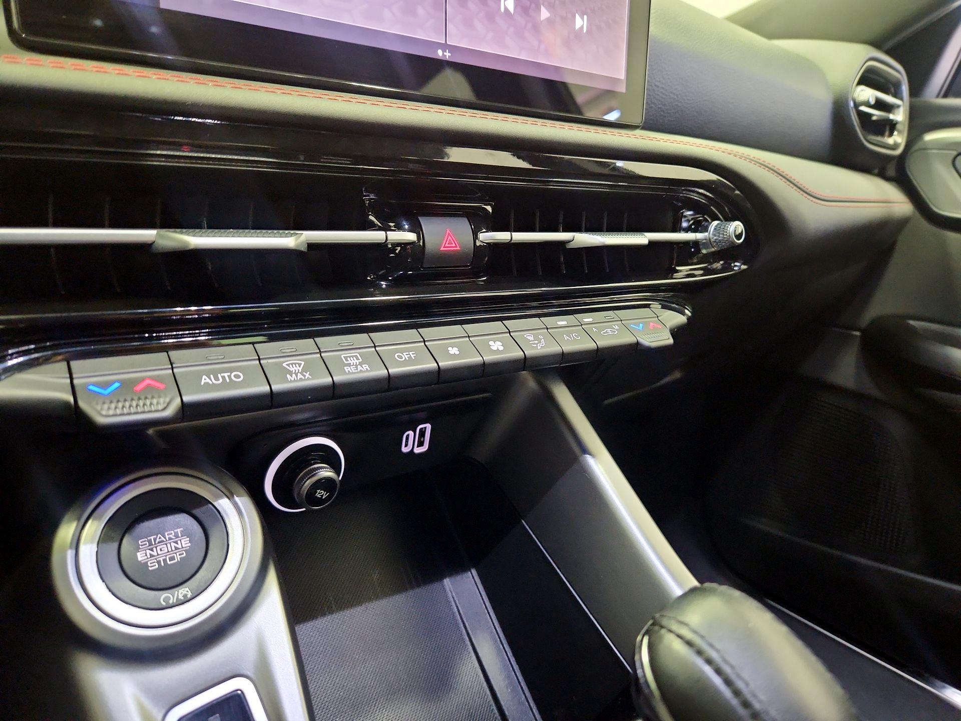 Thumbnail: 2024 Dodge Hornet - 16