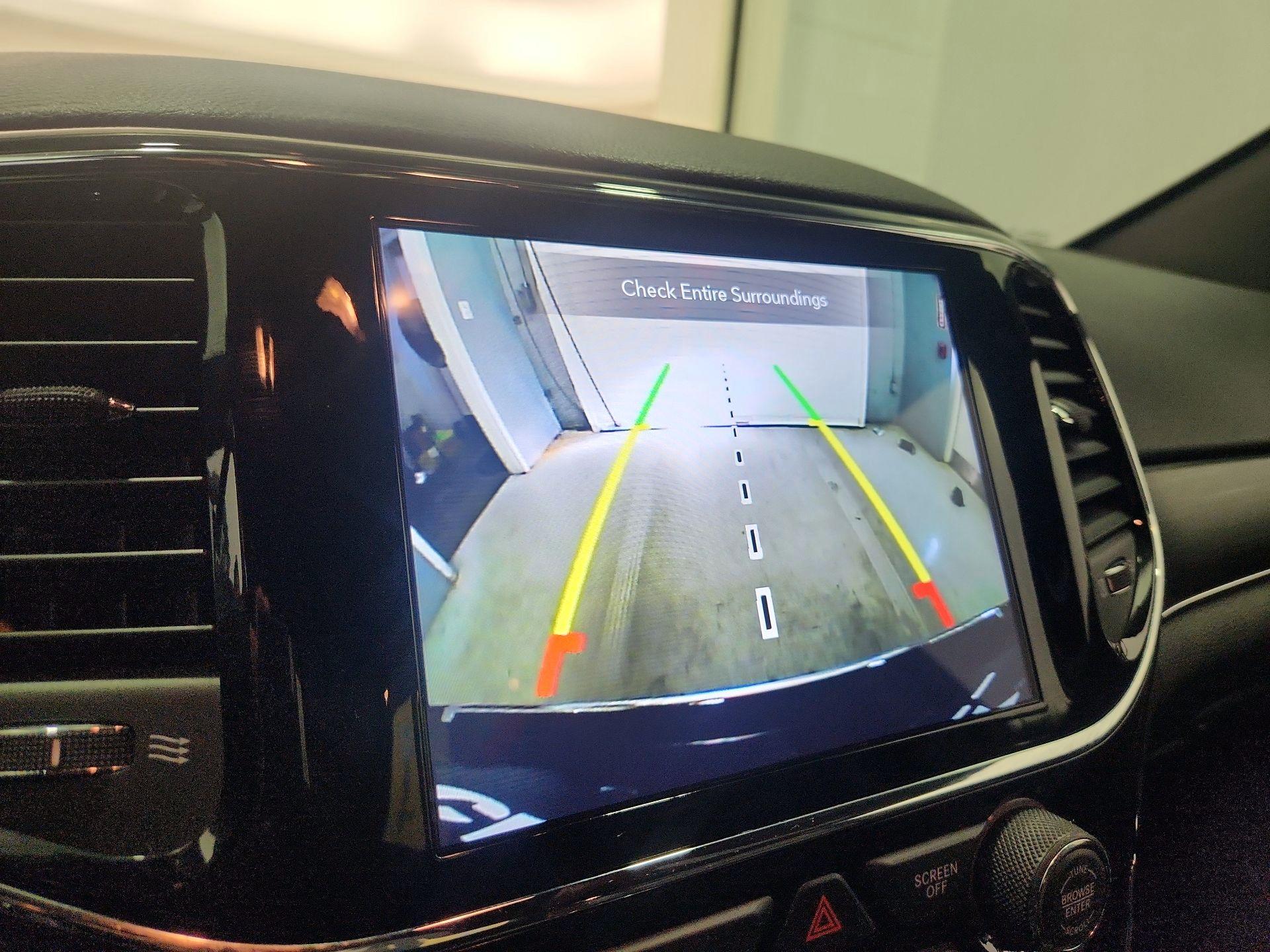 Thumbnail: 2022 Jeep Grand Cherokee - 14